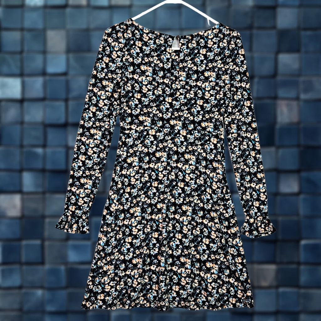 Free People Free People Dress Womens XS Black Floral Long Sleeve Boho Mini Size XS / US 0-2 / IT 36-38 - 1 Thumbnail