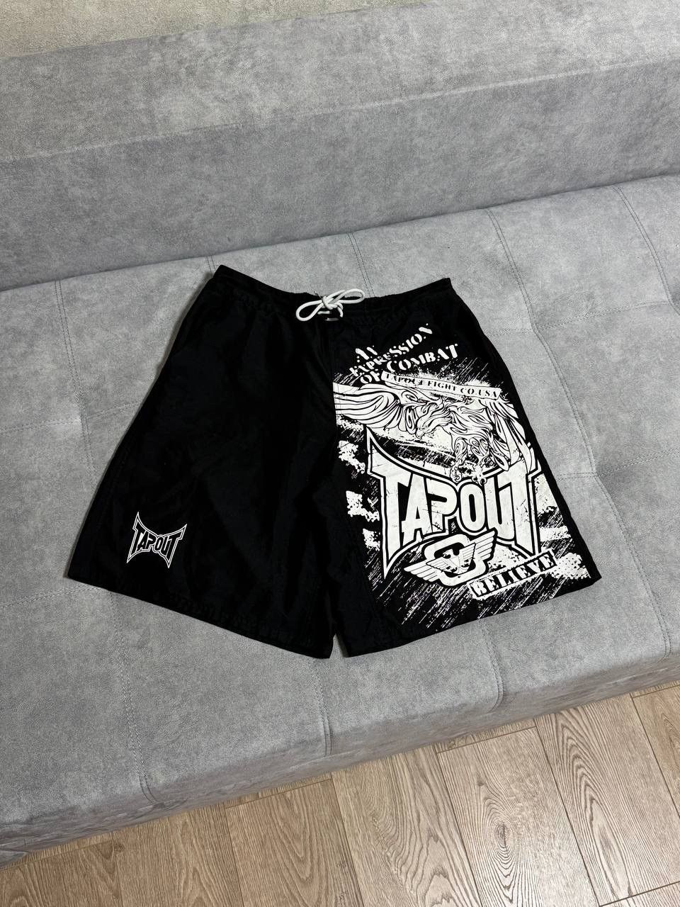 Tapout Vintage Tapout big logo nylon black shorts Size L Size US 34 / EU 50 - 1 Thumbnail