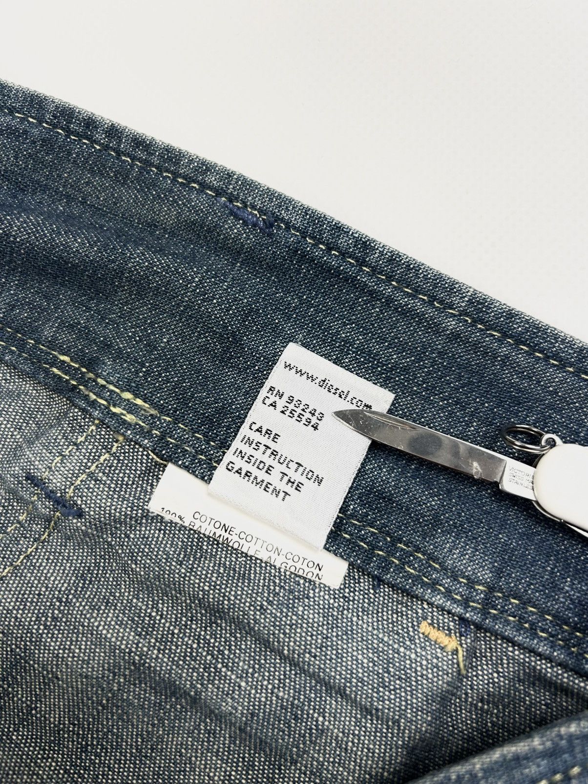 Diesel × Vintage Vintage Diesel Cargo Jeans Blue Denim Pants Y2k rare Size 30" / US 8 / IT 44 - 13 Thumbnail