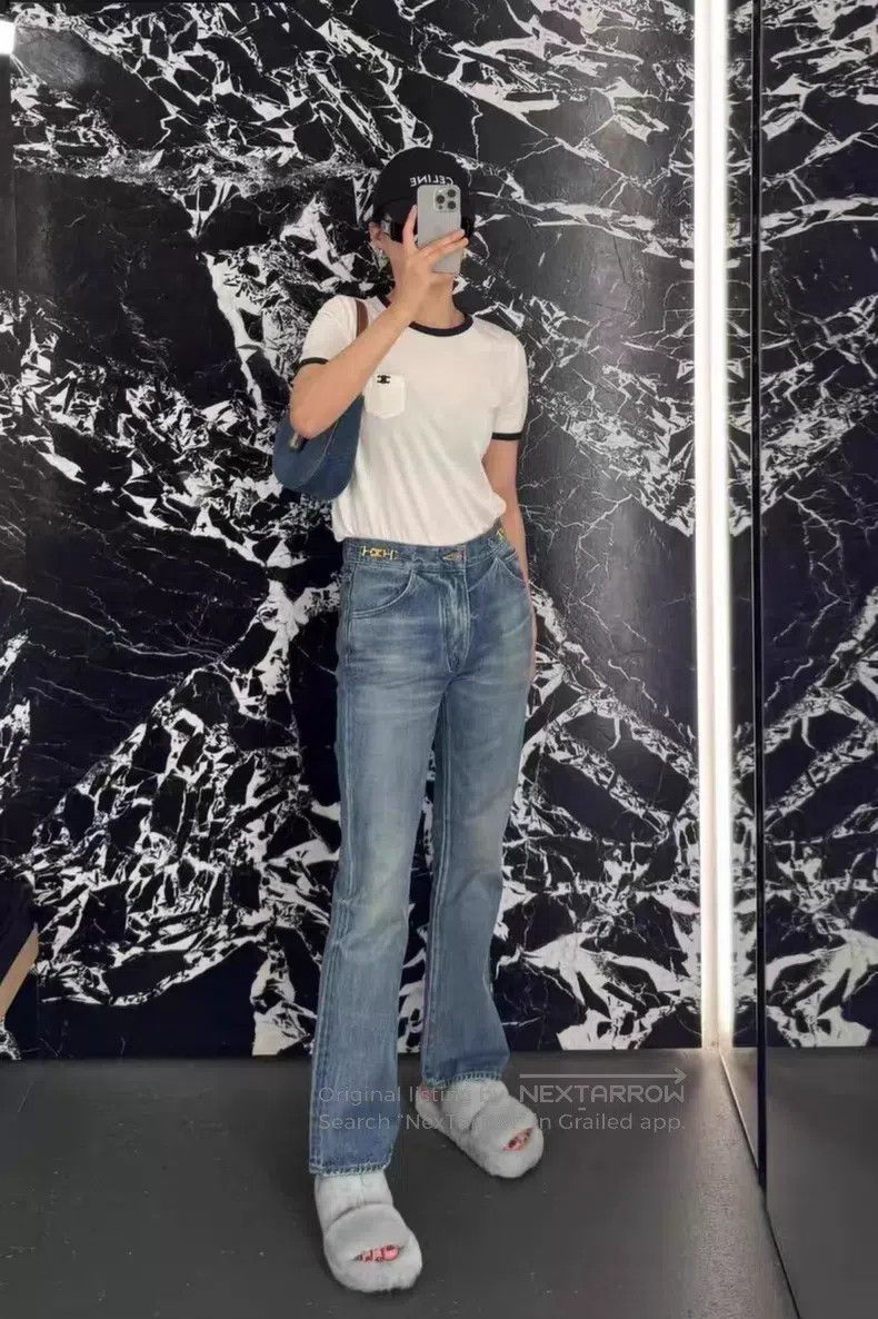 Celine CELINE Triumph Gate Gold Chain Light Blue Flare Jeans i Size US 26 / EU 42 - 5 Thumbnail