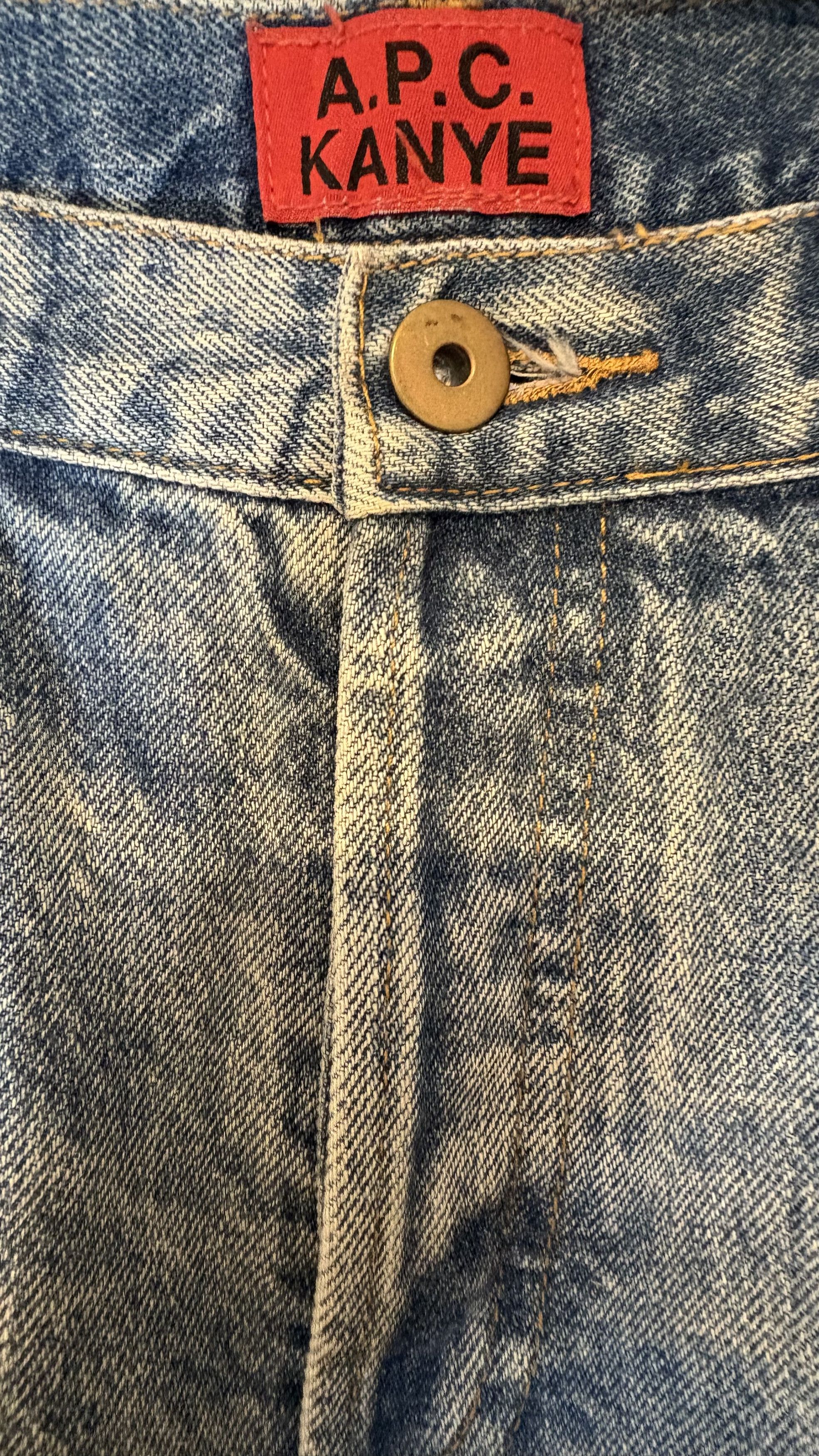 A.P.C. × Kanye West A.P.C. x Kanye West Jeans Size US 33 - 3 Thumbnail