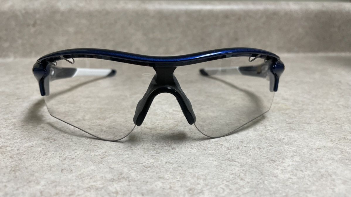 Oakley Radarlock Photochromic Sunglasses