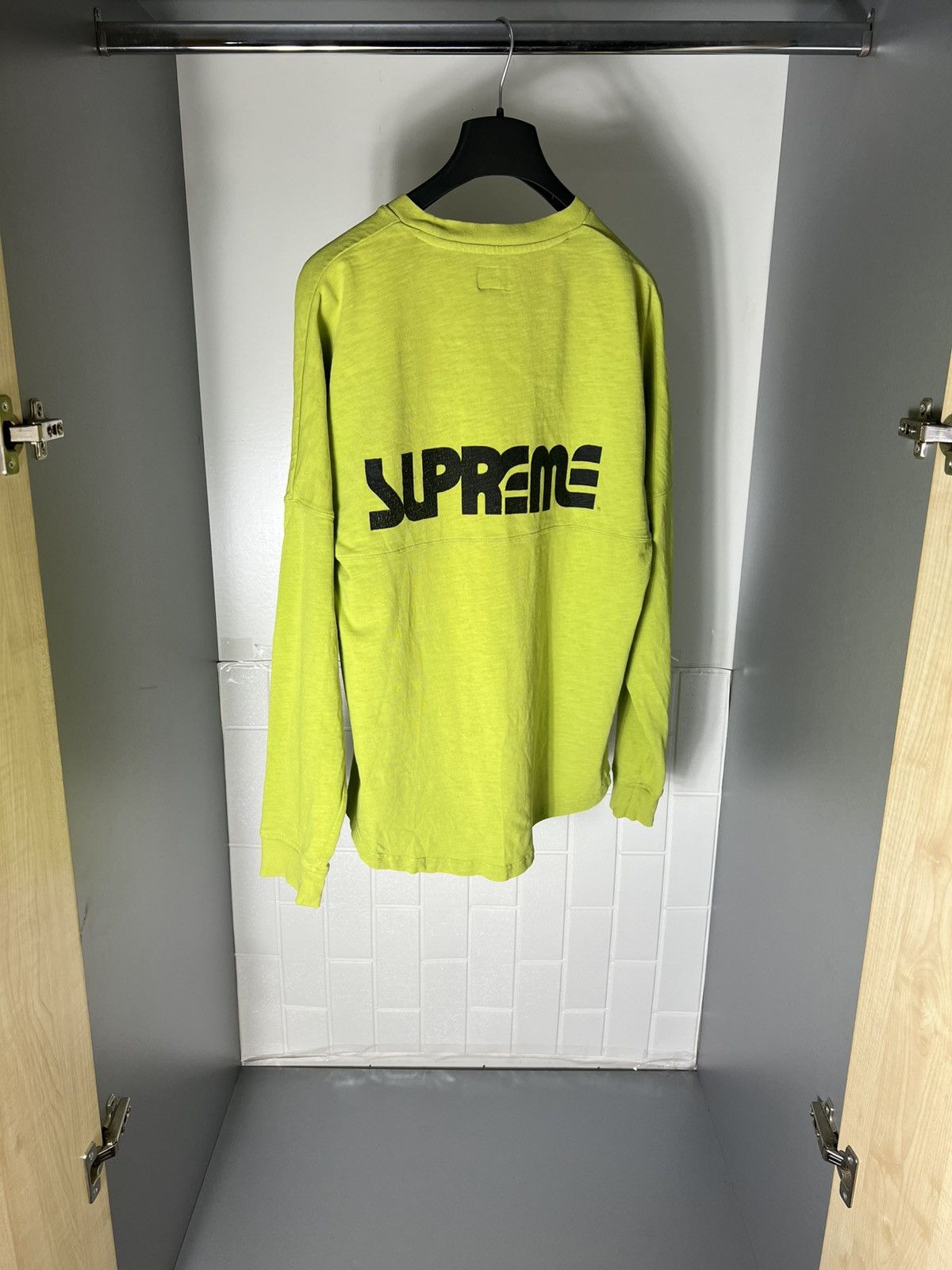 Supreme VERY RARE SUPREME LONG SLEEVE DESIGNER BIG LOGO JAPAN STYLE Size US M / EU 48-50 / 2 - 9 Thumbnail