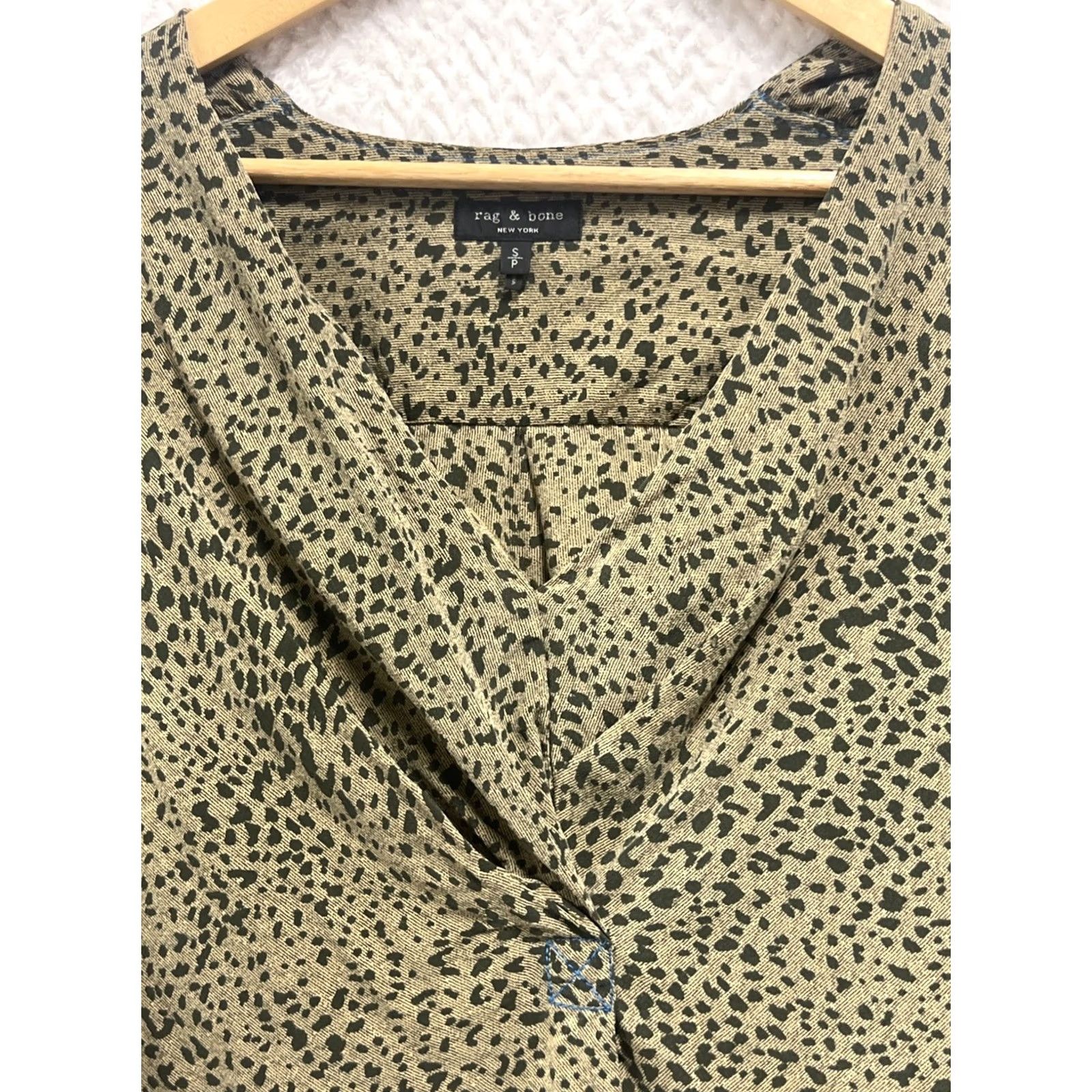 Rag & Bone rag & bone Animal Print Blouse Green Black Draped Cowl Neck Pullover PS Petite Pullover Blouse Women Multicolor Animal Print ailors? Size S / US 4 / IT 40 - 4 Thumbnail