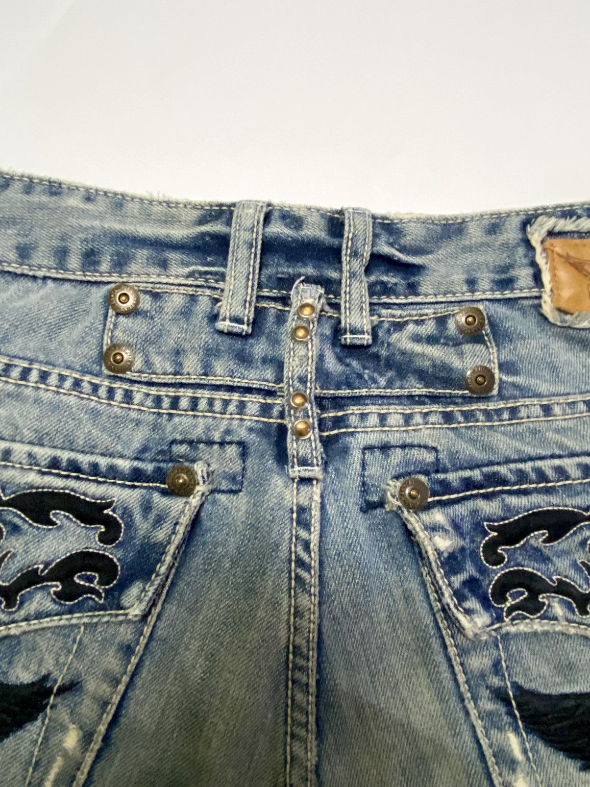 Robins Jeans DISTRESSED ROBIN'S JEANS Size US 31 - 8 Thumbnail