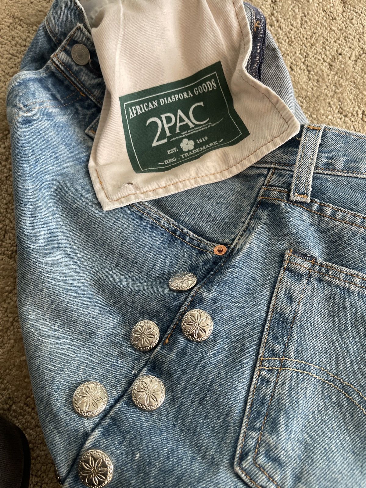 DENIM TEARS × Levi's Denim Tears x Levis 2pac Jeans Size US 33 - 5 Thumbnail