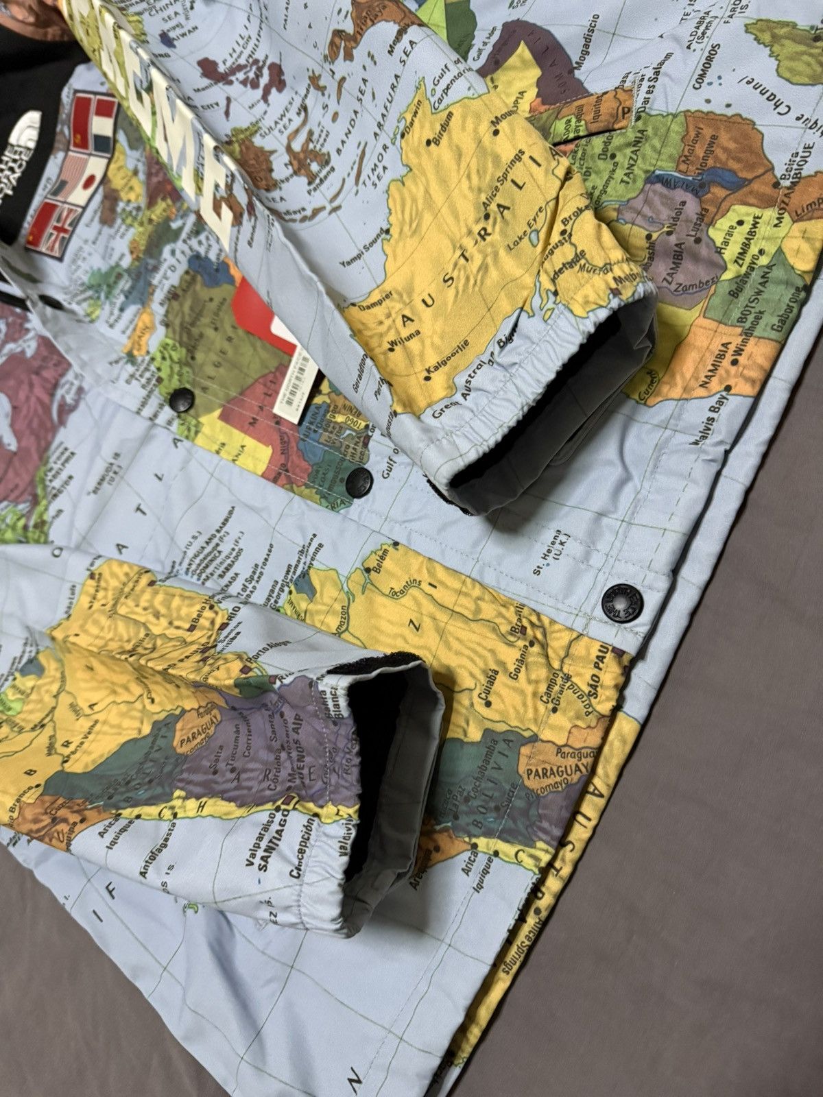 Supreme × The North Face Supreme tnf the north face atlas maps coach jacket Size US M / EU 48-50 / 2 - 7 Thumbnail