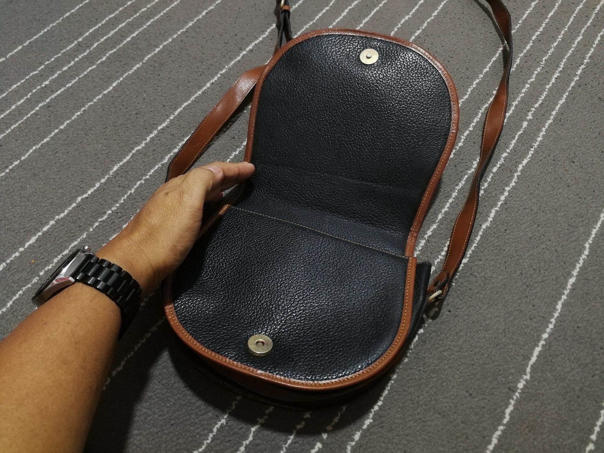 Testoni a. testoni DINAMICO luxury leather sling bag vintage Size ONE SIZE - 7 Thumbnail