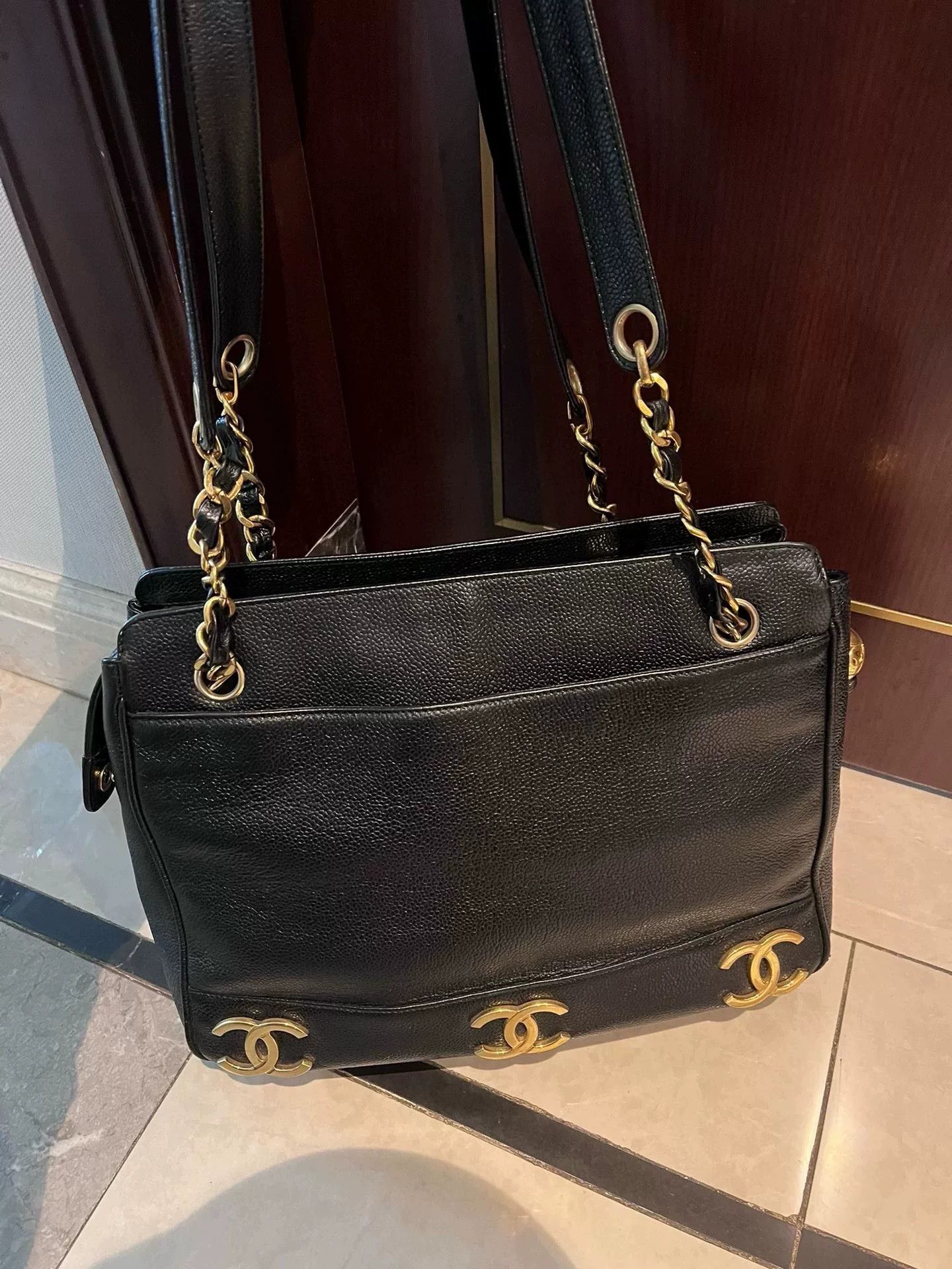 Chanel Pre-loved Bag Very good condition Size ONE SIZE - 1 Thumbnail