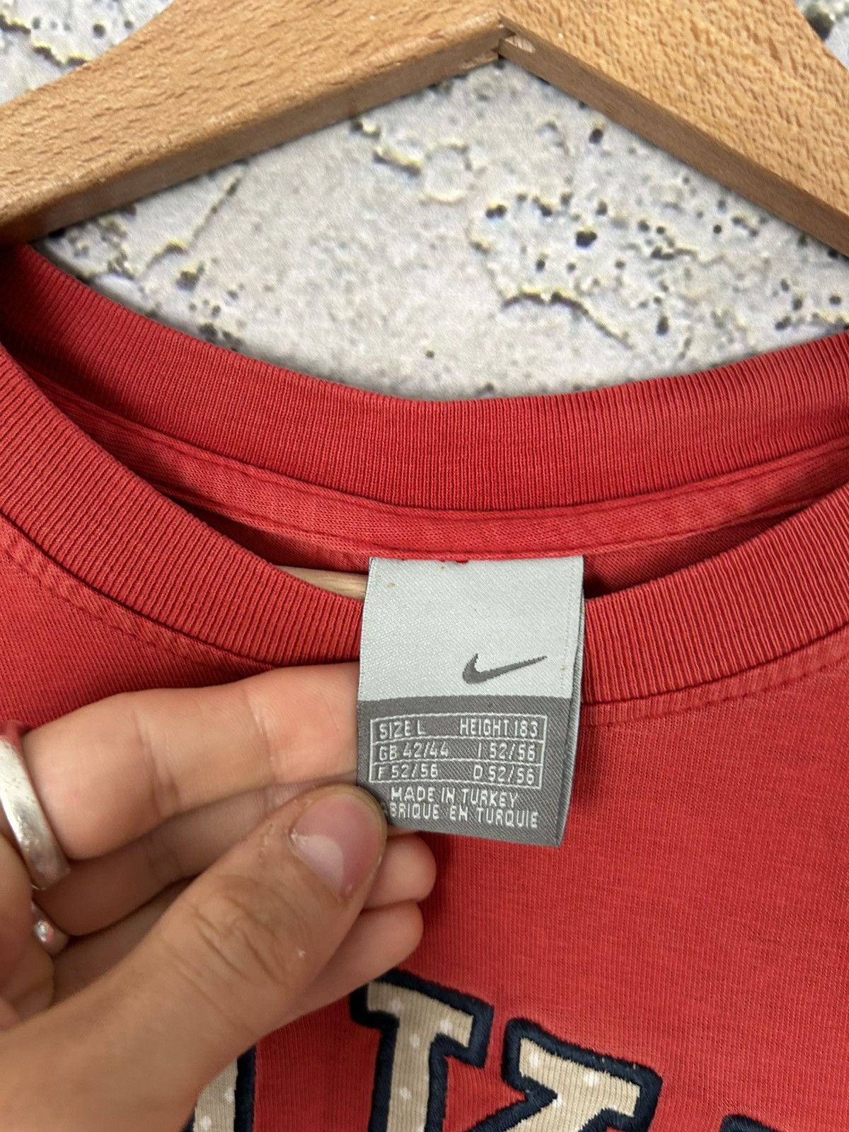 Nike Vintage Nike Spellout Logo Tee Streetwear Drill Rap Hype Size US L / EU 52-54 / 3 - 4 Thumbnail