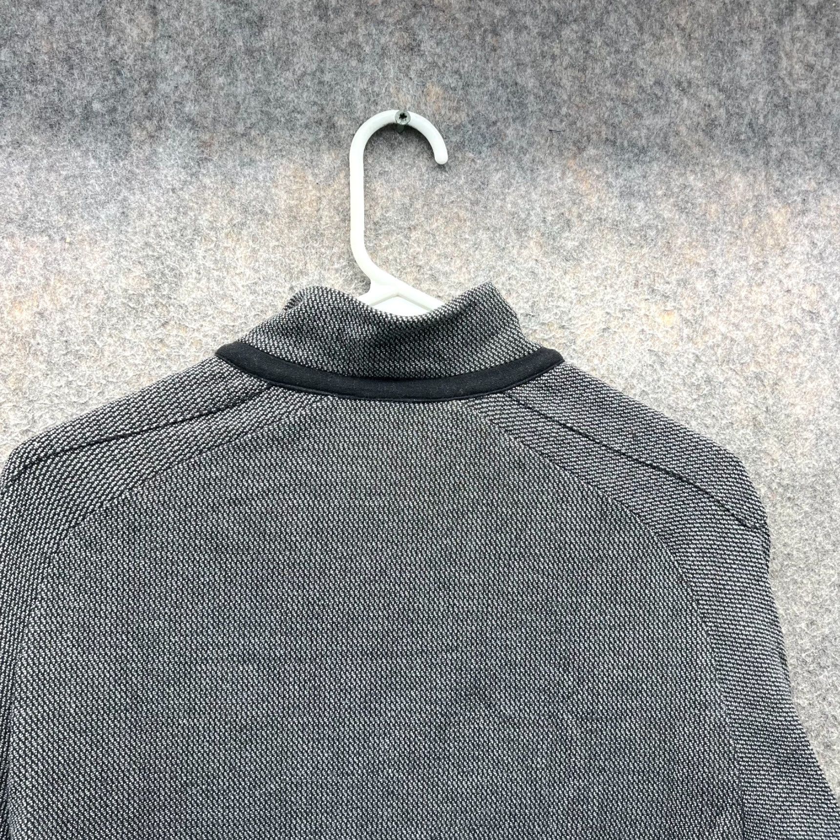 Armani Exchange Armani Exchange Jacket Mens Medium Gray Full Zip Fleece Bomber Vintage Shirt? Size US M / EU 48-50 / 2 - 3 Thumbnail