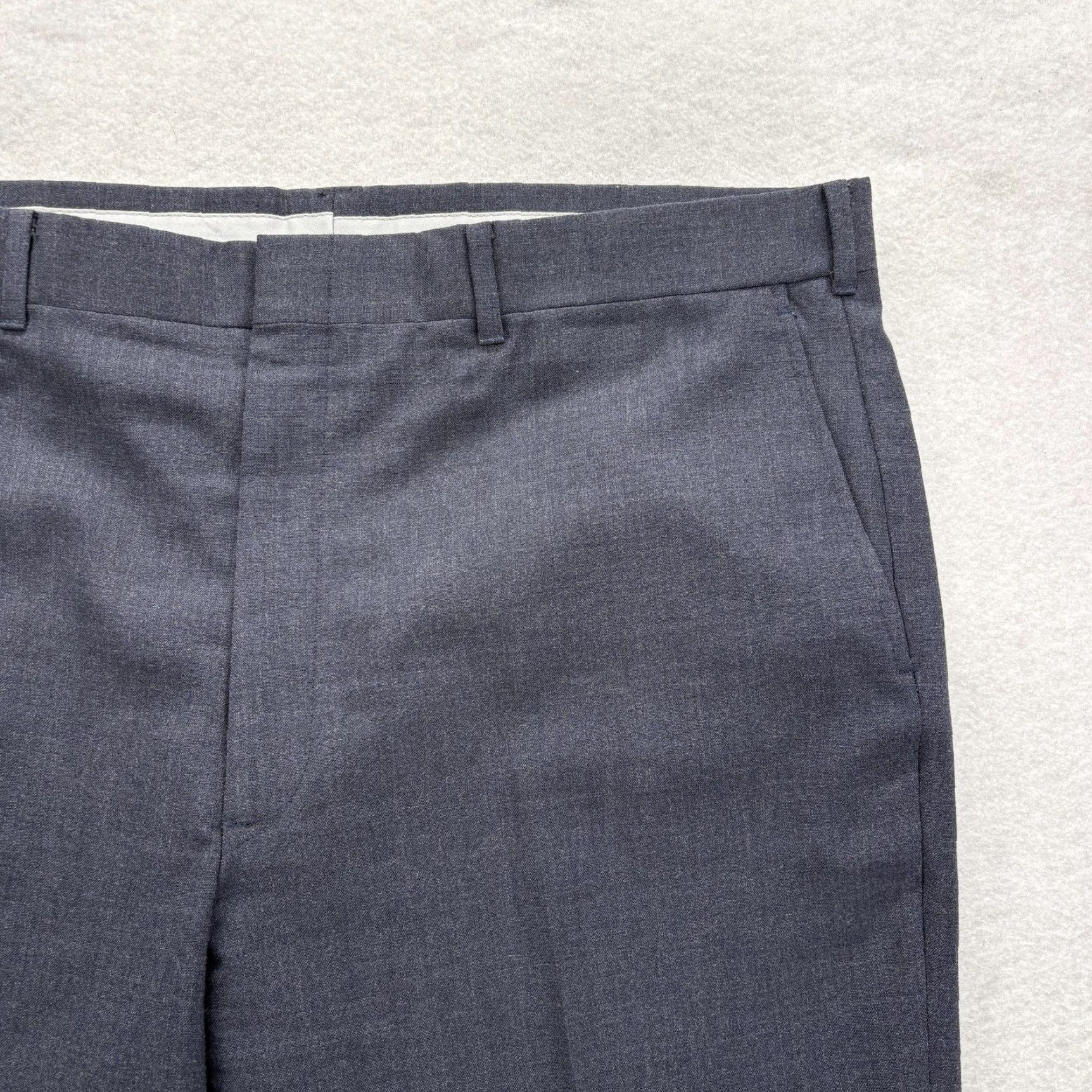 Vintage VINTAGE Kuppenheimer Dress Pants Mens 38x28 Gray Wool Flat Front Regular Fit 90s Mens Clothing Pants Wool Gray Flat Front Regular 90s Size US 36 / EU 52 - 2 Thumbnail