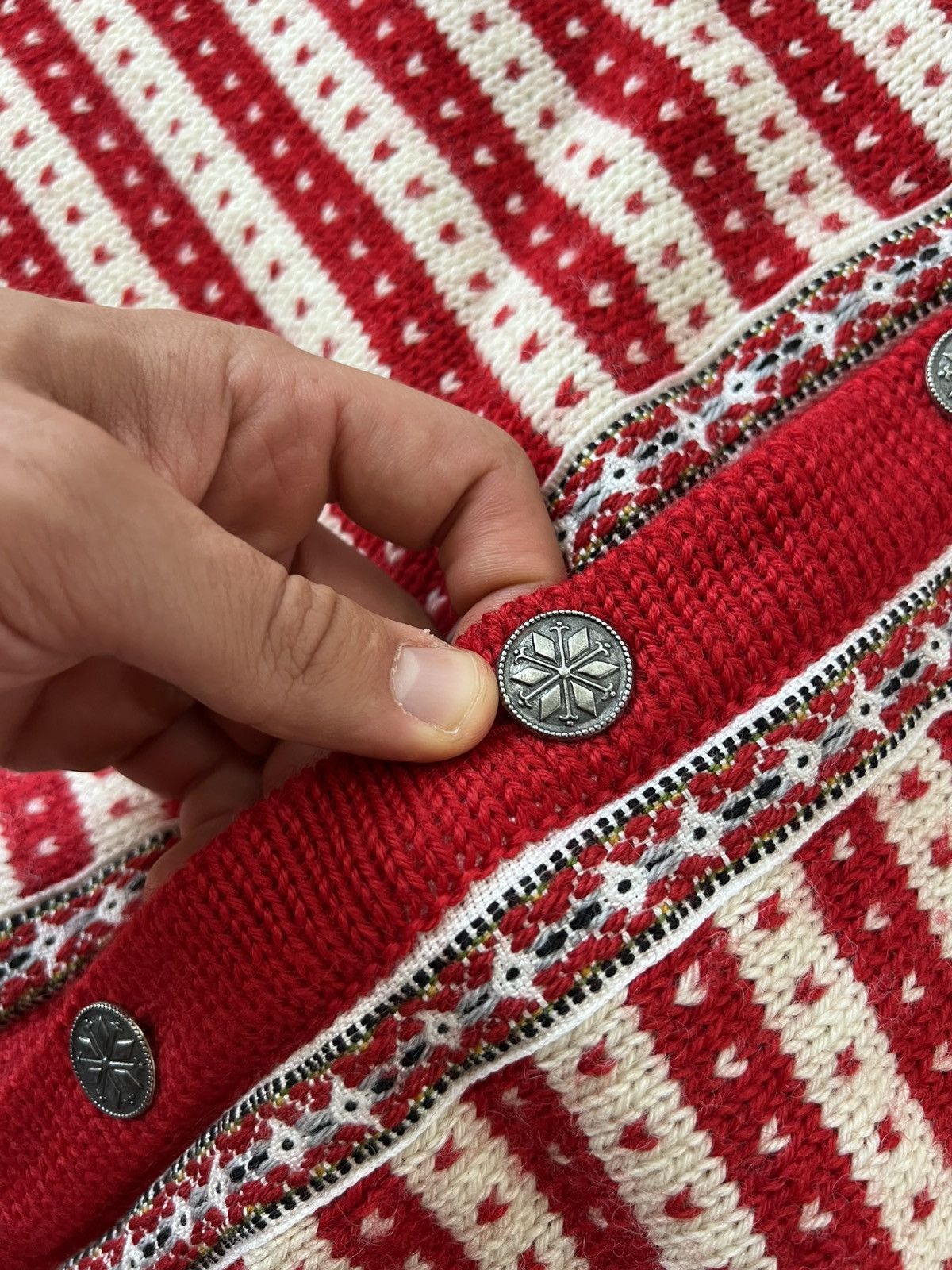 Vintage ‼️Vintage Dale Of Norway Premium Wool Button Sweater Cardigan Size US L / EU 52-54 / 3 - 16 Thumbnail