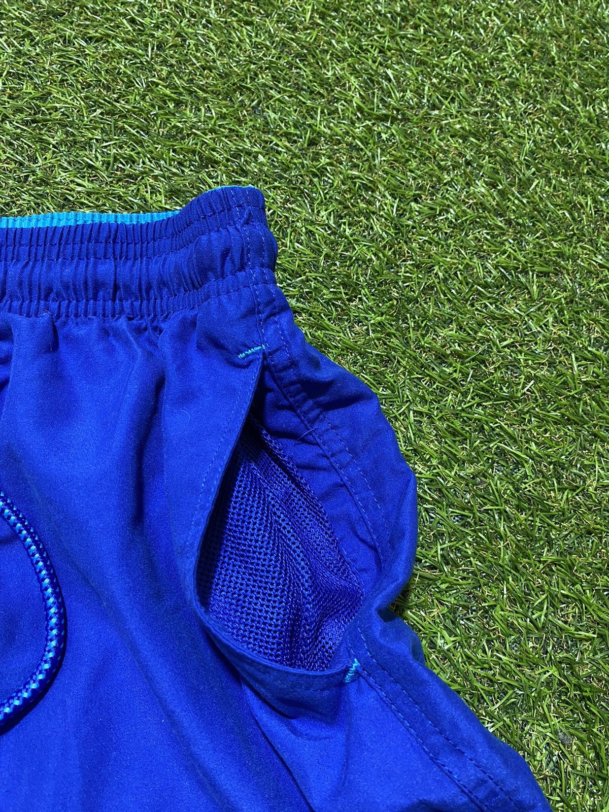 Pierre Cardin Vintage Y2K Pierre Cardin shorts streetwear style size M Size US 32 / EU 48 - 2 Thumbnail