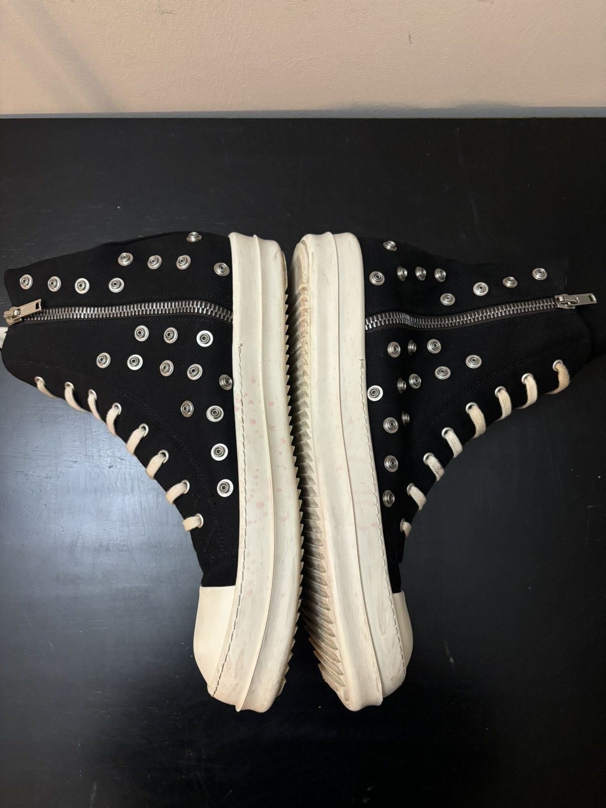 Rick Owens Drkshdw Rick Owens DRKSHDW Ramones Studded Eyelets Black Milk Size US 15 / EU 48 - 3 Thumbnail