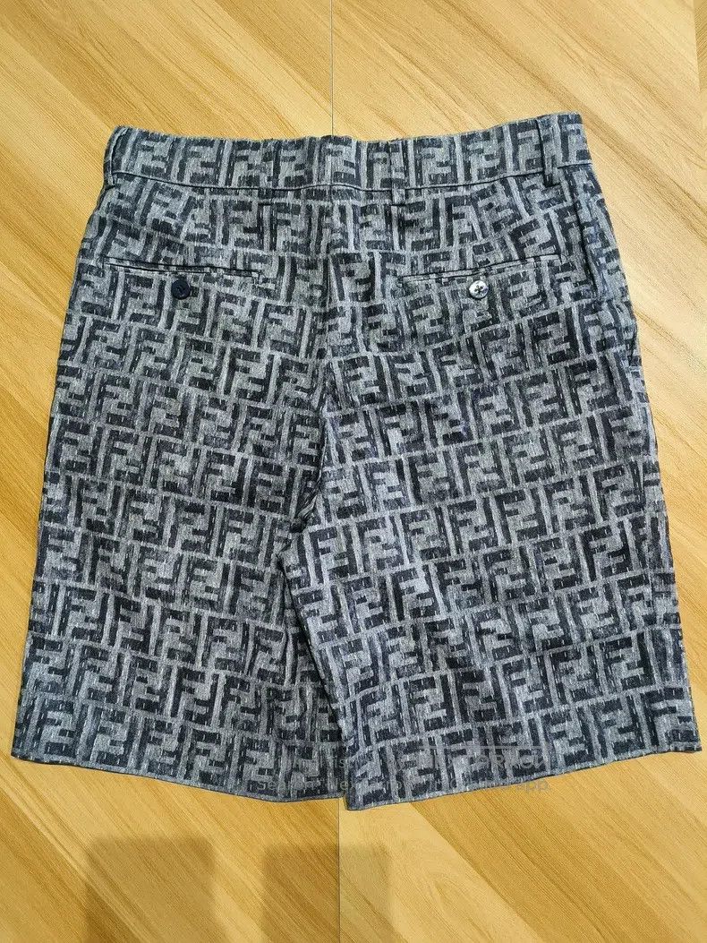 Fendi Fendi Monogrammed all-over print shorts Size US 28 / EU 44 - 2 Thumbnail