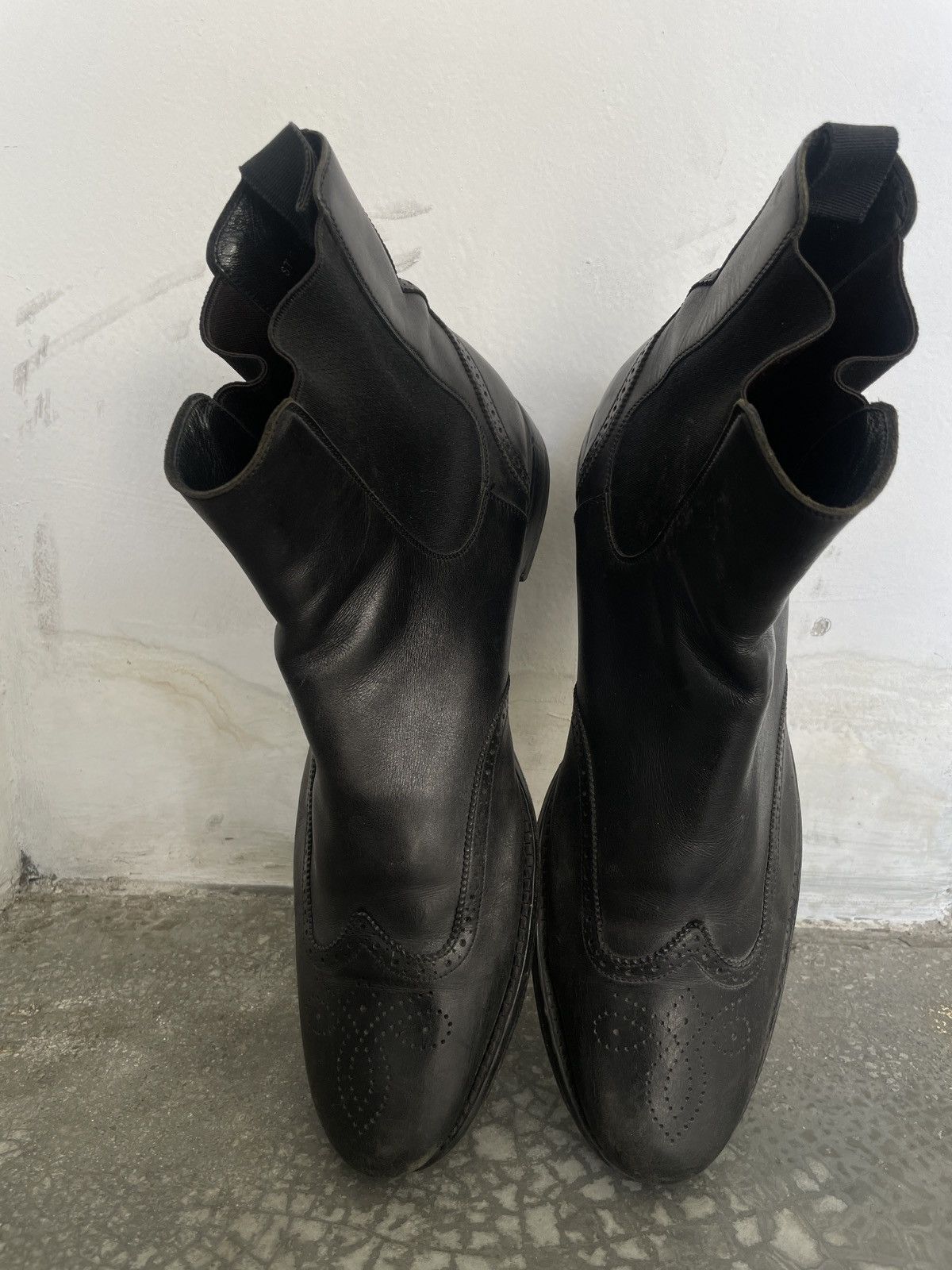 Designer Vintage Louis Vuitton Wing Tip Black Leather Chelsea Boots Size US 11 / EU 44 - 9 Thumbnail