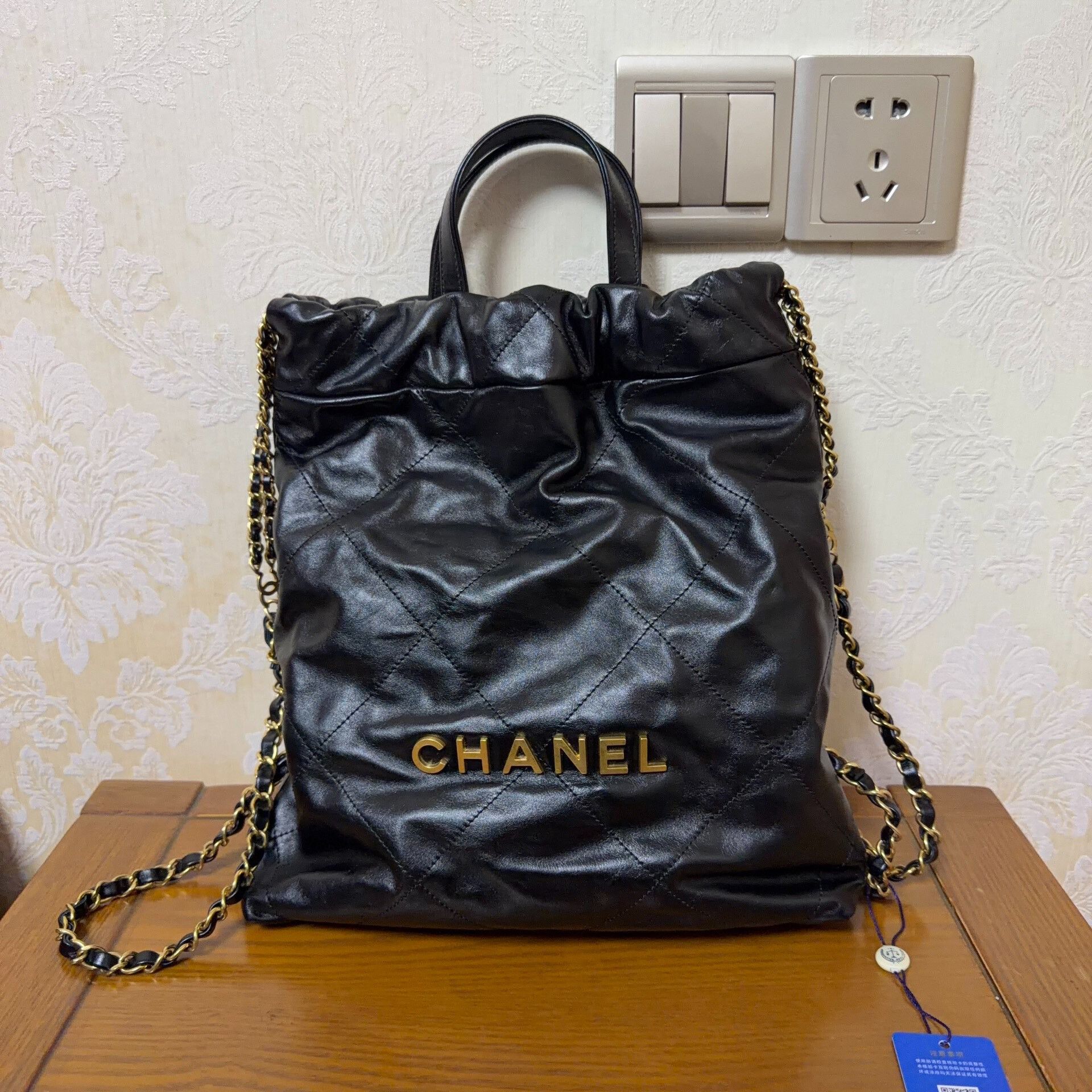 Chanel Chanel Gold Bag S Men Size ONE SIZE - 1 Thumbnail