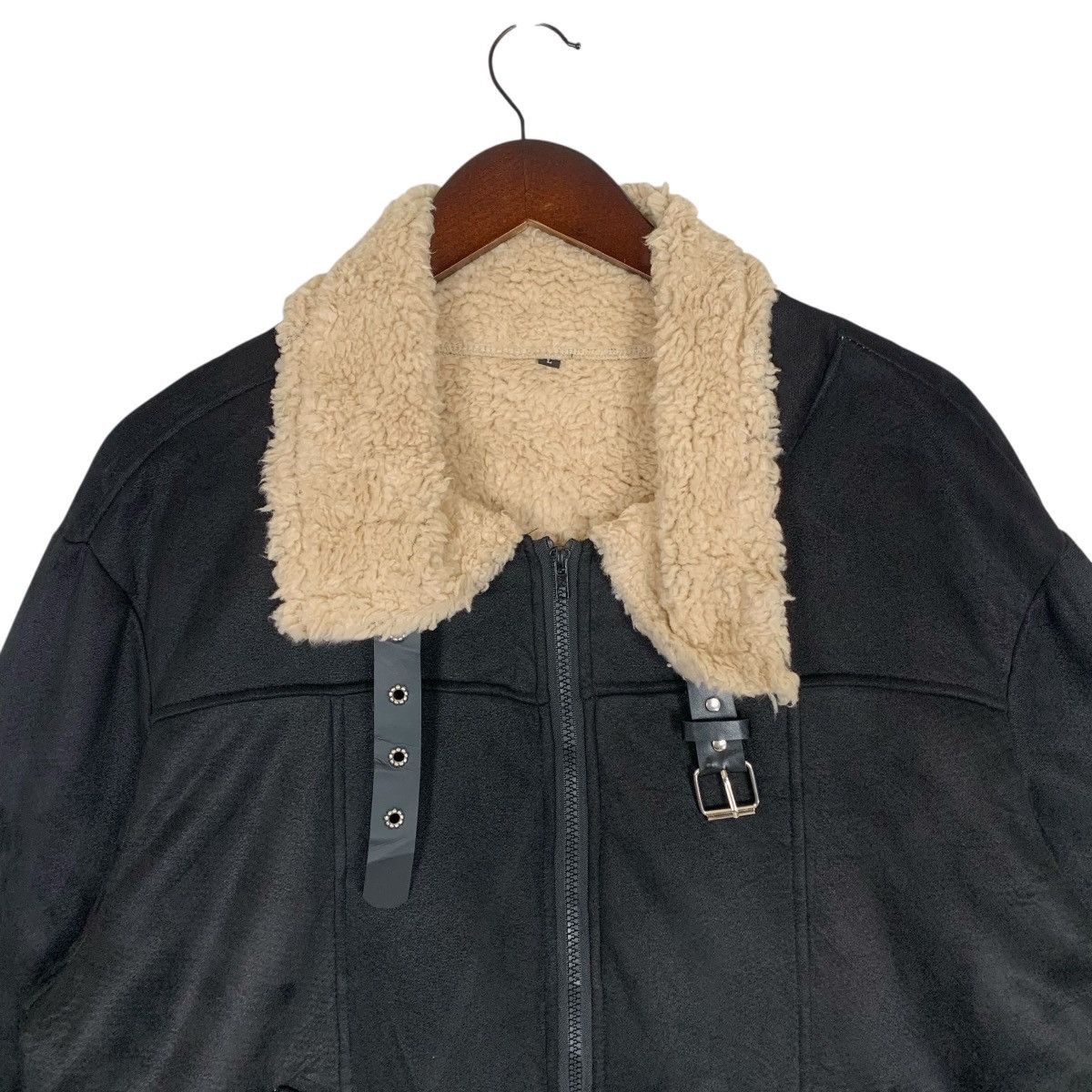 Japanese Brand Sherpa Jacket Outdoor Outwear Windproof Sherpa Size US L / EU 52-54 / 3 - 3 Thumbnail