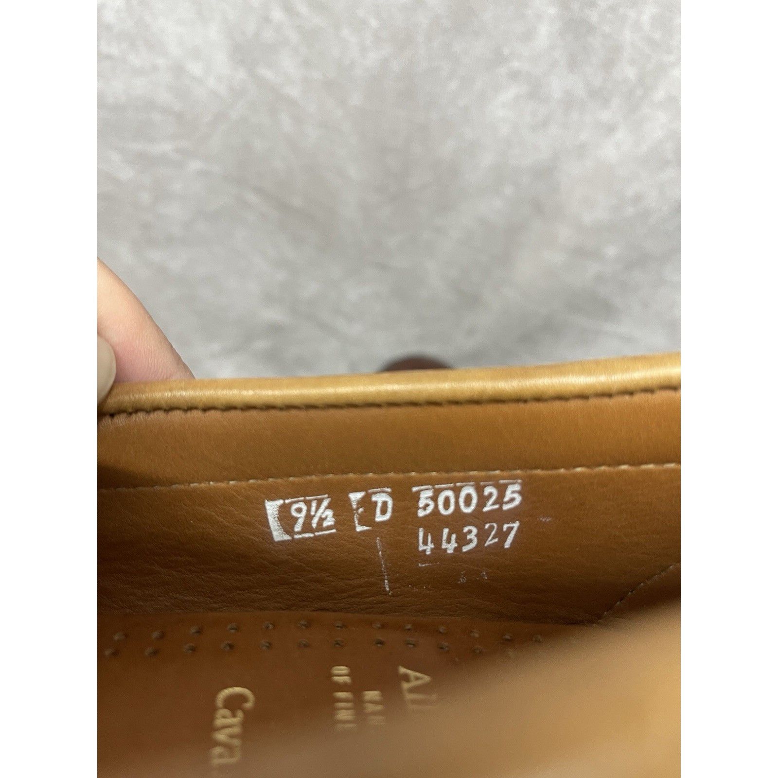 Allen Edmonds Allen Edmonds Cavanaugh Loafers Men's 9.5 D Walnut Brown Lea Size US 9.5 / EU 42-43 - 4 Thumbnail
