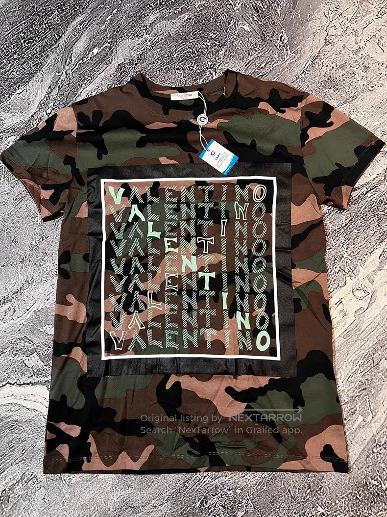 Valentino Valentino Camouflage short-sleeved T-shirt Size US S / EU 44-46 / 1 - 1 Thumbnail