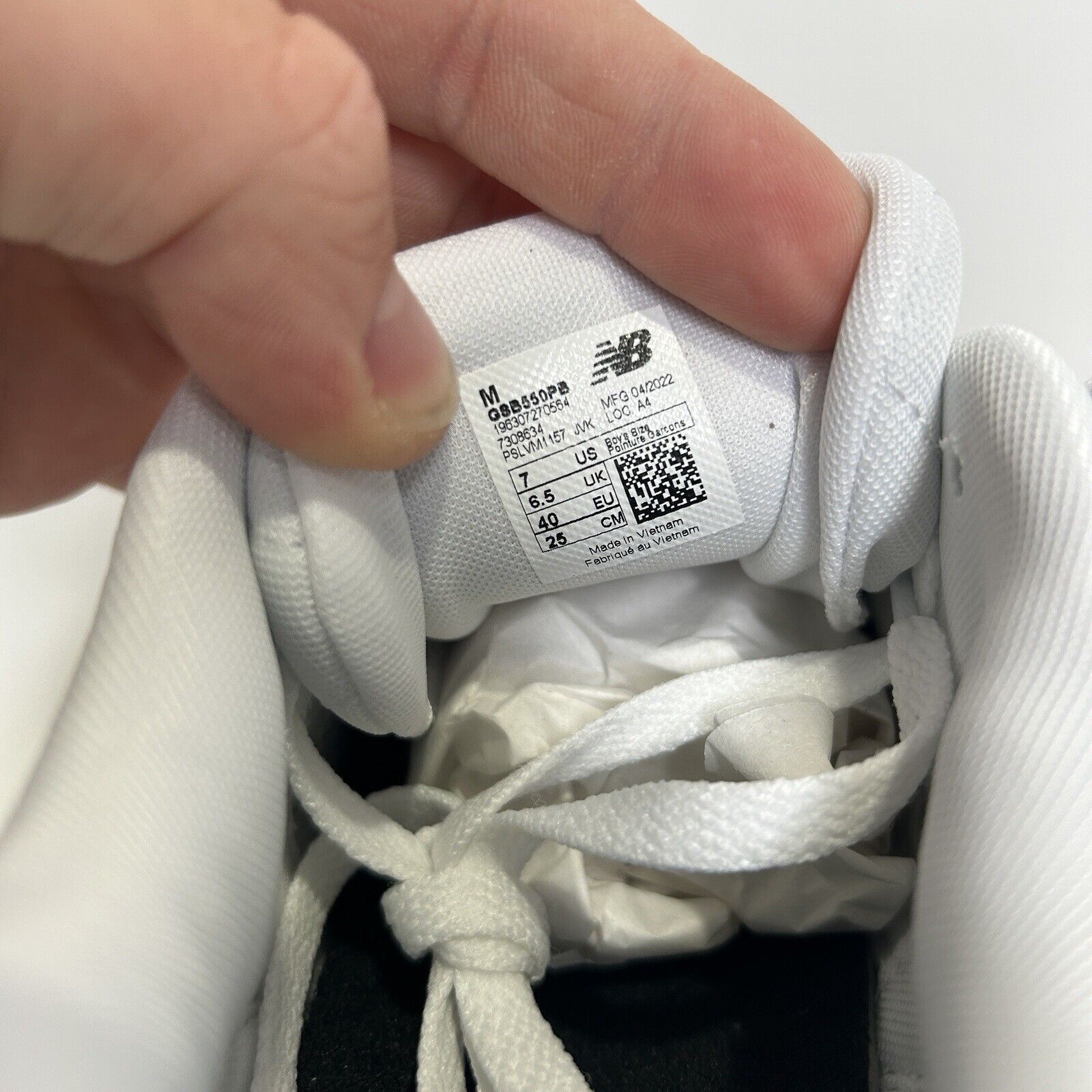 New Balance New Balance 550 Shoes GS “White Grey” 2024 Size US 8.5 / IT 38.5 - 6 Thumbnail