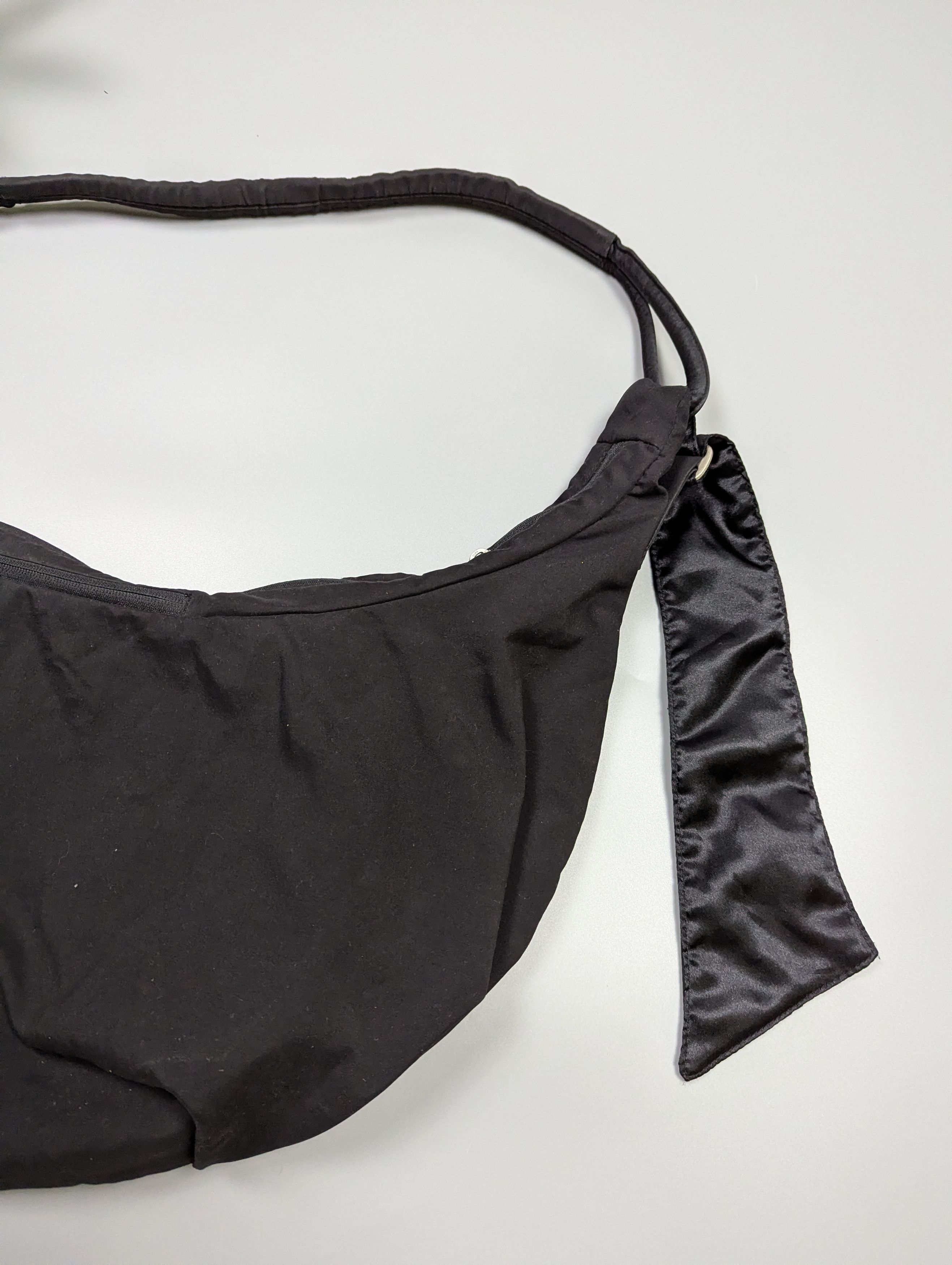 Reebok Y2K Reebok RBK Sling Crossbody Bag Black Minimalist Size ONE SIZE - 14 Thumbnail