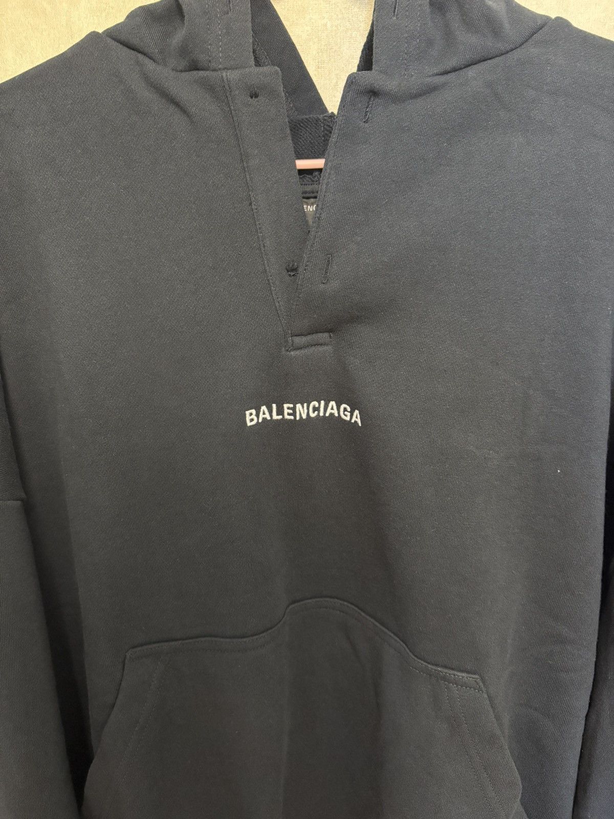 Balenciaga FW25 Henley Embroidery Logo Sweatshirts Size US S / EU 44-46 / 1 - 3 Thumbnail