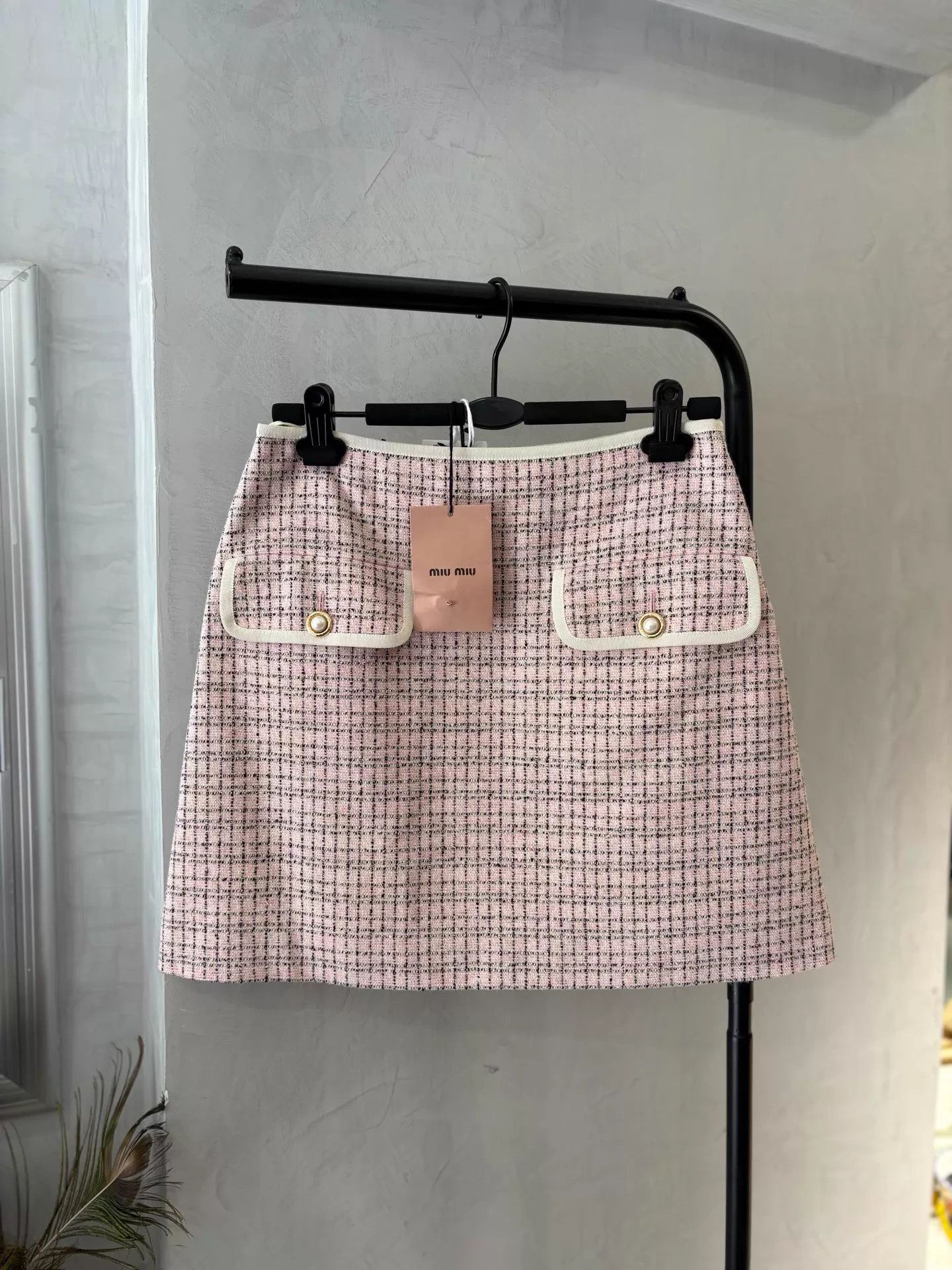 Miu Miu MiuMiu Pink Tweed Gold Button DoublePocket Skirt 38 Size 26" / US 2 / IT 38 - 1 Thumbnail