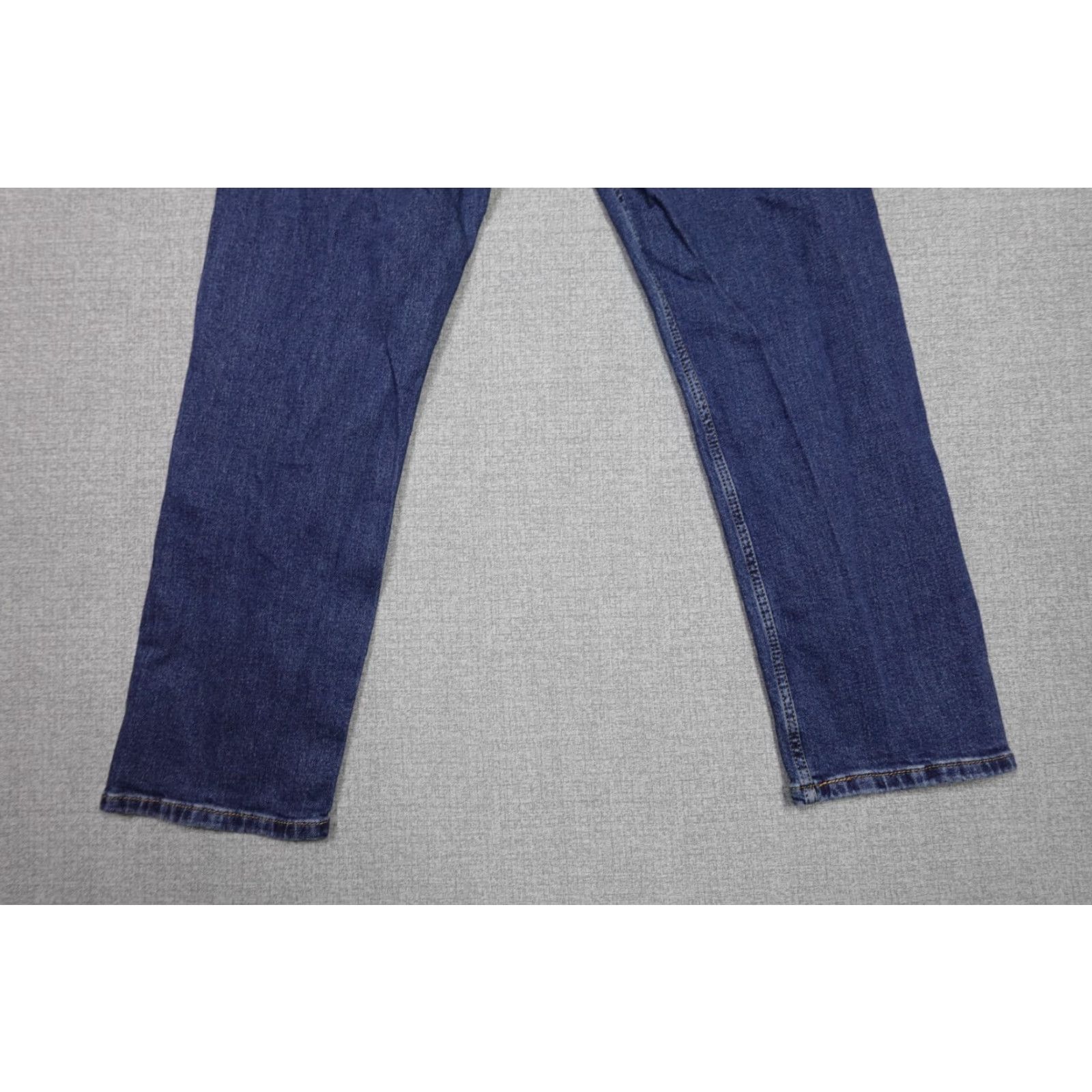 Levi's Levi's 505 Jeans Mens 34x30 Blue Regular Fit Straight Leg Cowboy Size US 34 / EU 50 - 6 Thumbnail
