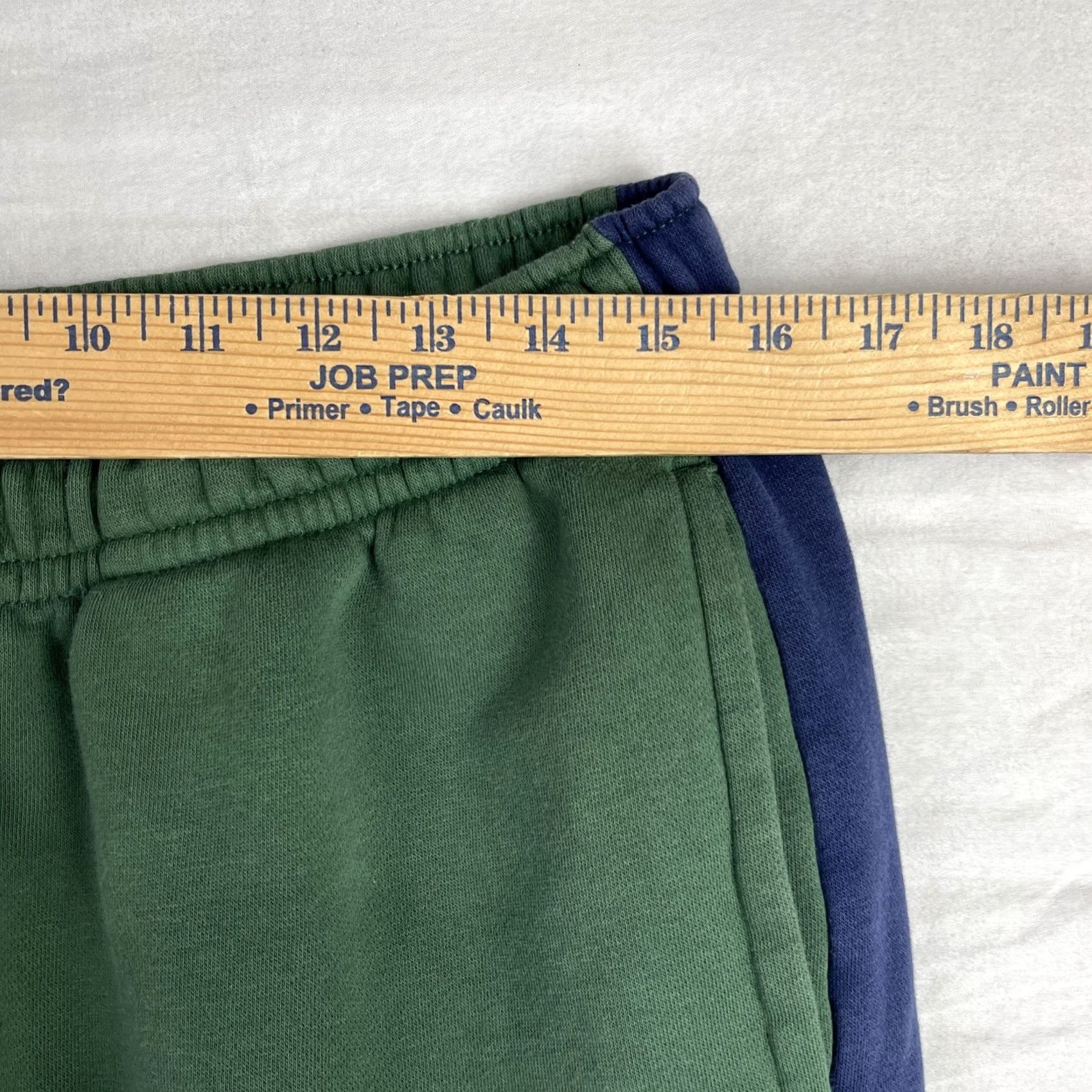 Nike Nike Pants Mens XL Joggers Sweatpants Fleece Club Swoosh FQ6157-323 Green Athletic Sportswear Casual Size US 36 / EU 52 - 6 Thumbnail