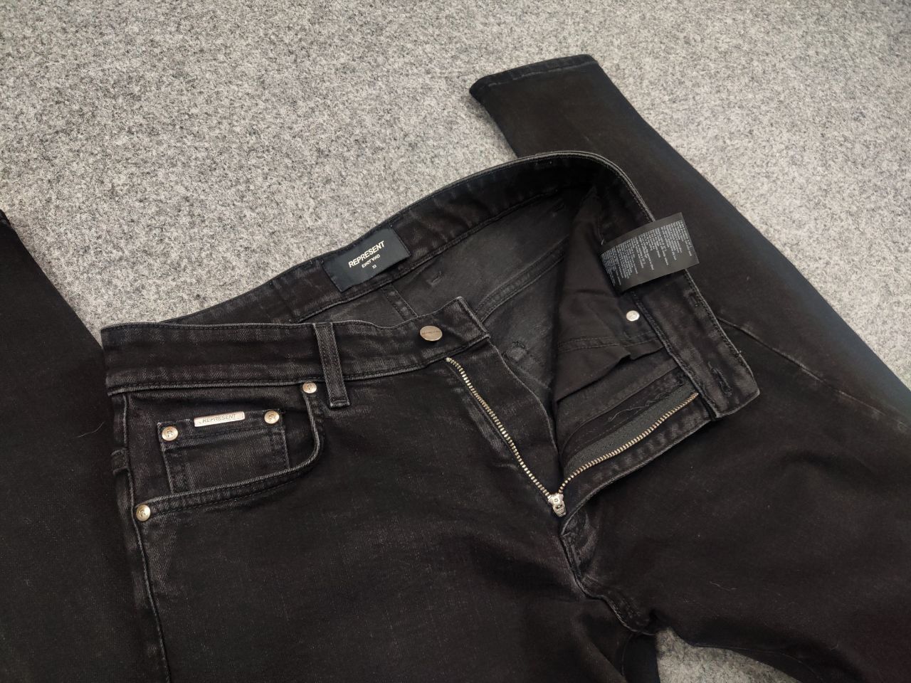 Represent Clo. Represent Design Essential Denim Light Faded Slim Jeans Size US 33 - 10 Thumbnail