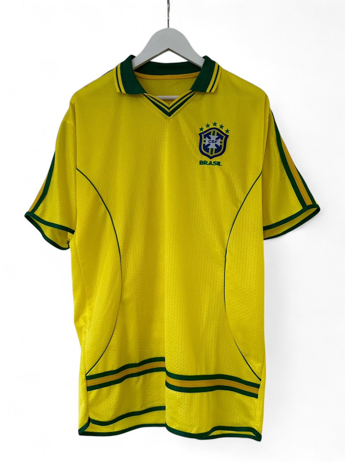 Vintage Brazil National Football Team Retro Style Shirt Men's Size M Size US M / EU 48-50 / 2 - 1 Thumbnail