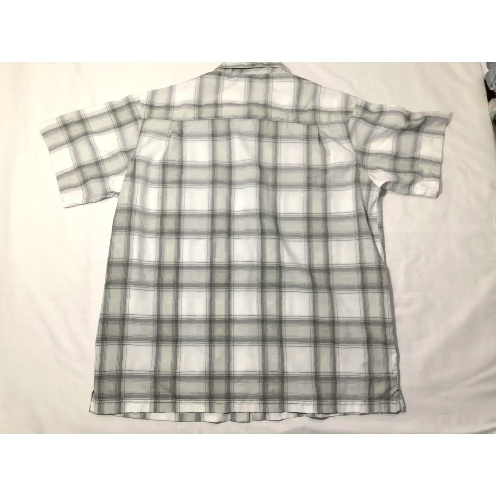 Haggar Haggar Shirt Mens XL Gray White Plaid Short Sleeve Button Front Casual Tighten with Pockets Size US XL / EU 56 / 4 - 7 Thumbnail