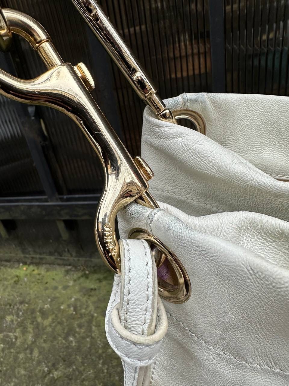 Jimmy Choo × Vintage 💥CRAZY JIMMY CHOO LOHLA JANE STUDDED LEATHER HOBO BAG Size ONE SIZE - 10 Thumbnail