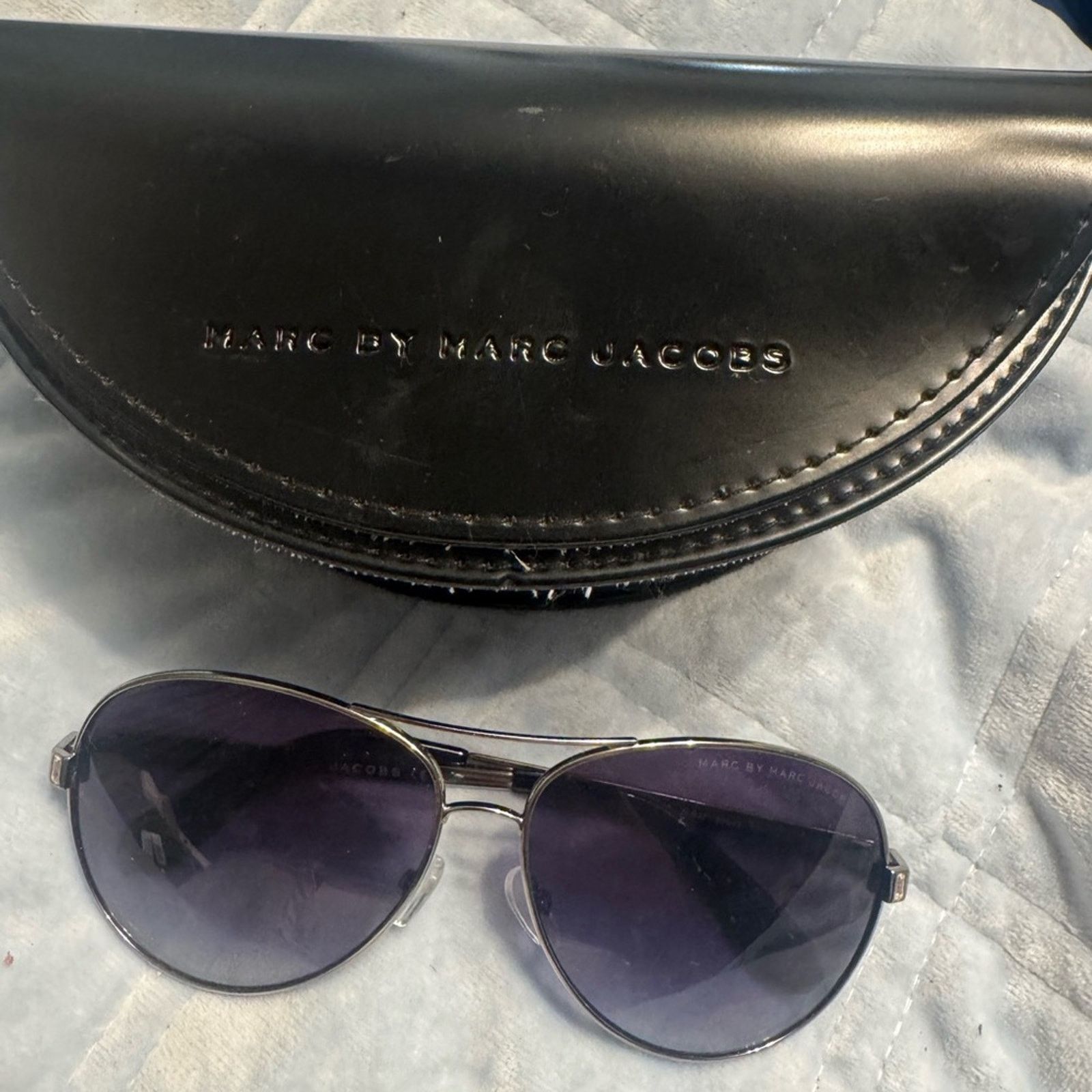 Marc by Marc Jacobs Marc By Marc‎ Jacobs Black and Purple Aviator Sunglasses Size ONE SIZE - 1 Thumbnail