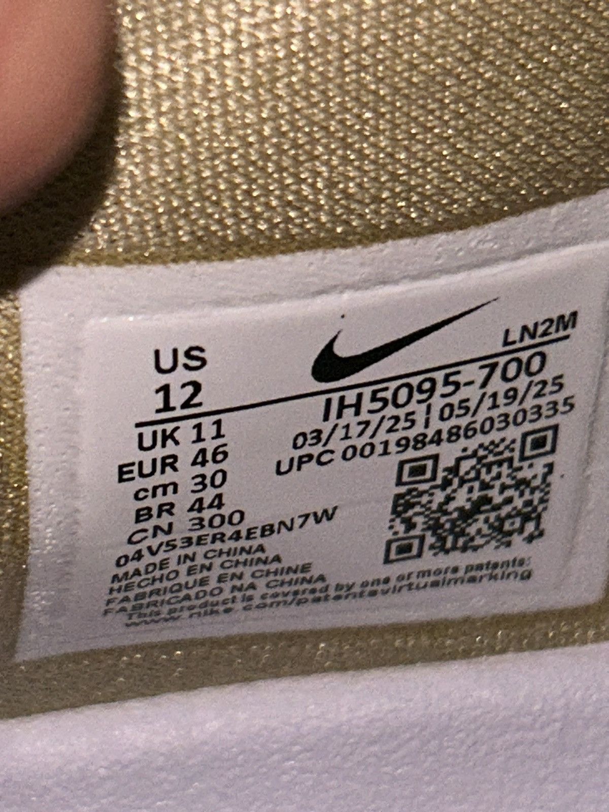 Nike Nike Kobe 9 Elite Low EM Protro TB Gold Black IH5095-700 M12 Size US 12 / EU 45 - 10 Thumbnail