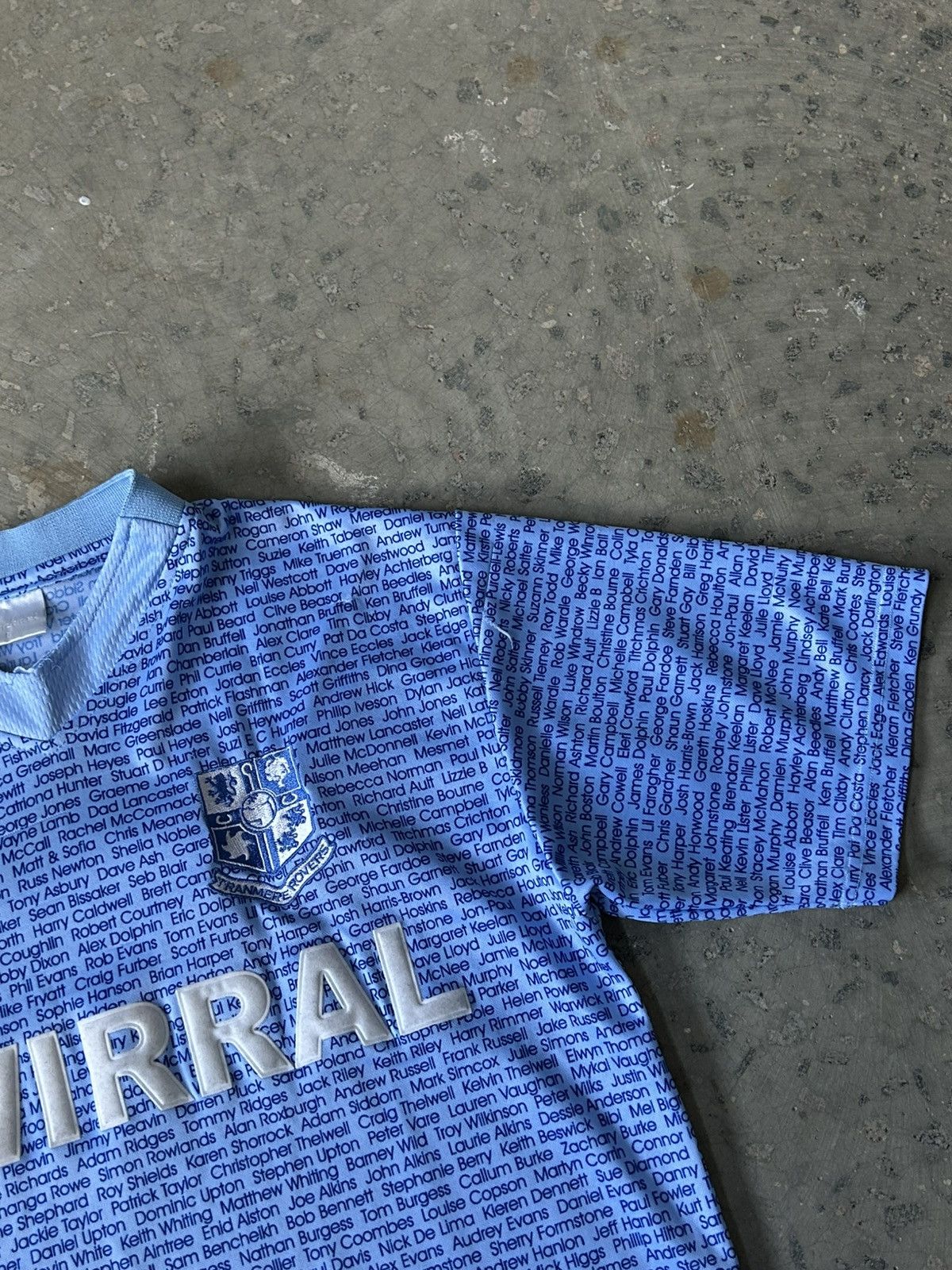 Vintage 2004-05 Tranmere Rovers Third Shirt Away Vintage Y2k Shirt Size US S / EU 44-46 / 1 - 5 Thumbnail