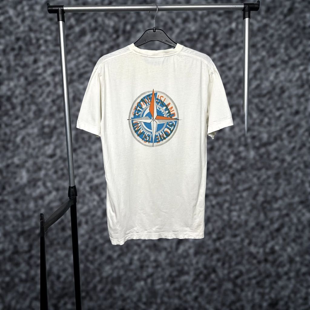 Stone Island Stone Island Mens Big Logo T-Shirt Size L White Cotton Short Sleeve Crew Neck Graphic Print Logo Mens L White Stone Island Size US L / EU 52-54 / 3 - 1 Thumbnail