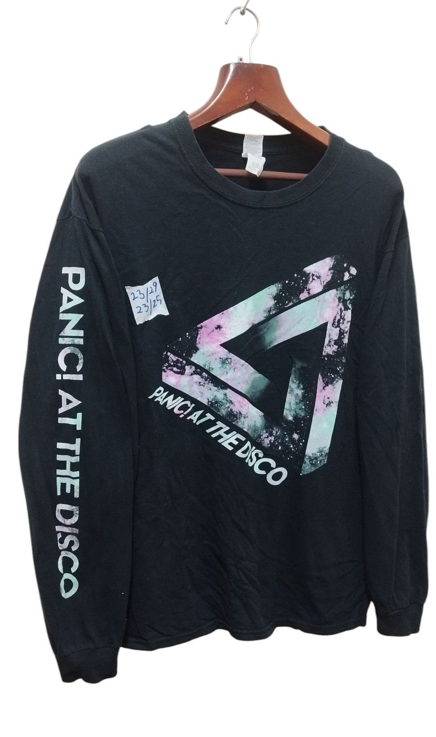 Band Tees × Vintage Panic! At The Disco Band Long sleeve T-shirt Size US XL / EU 56 / 4 - 2 Thumbnail