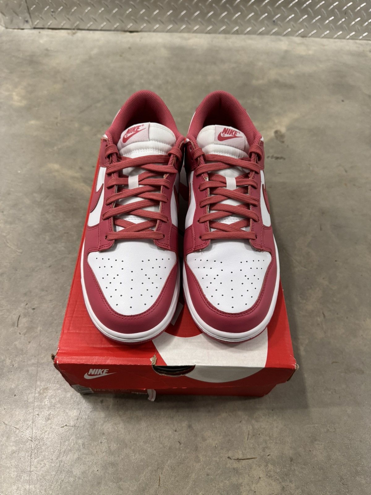 Nike Nike Dunk Low WMNS Archeo Pink Size 12W Size US 12 / IT 42 - 4 Thumbnail