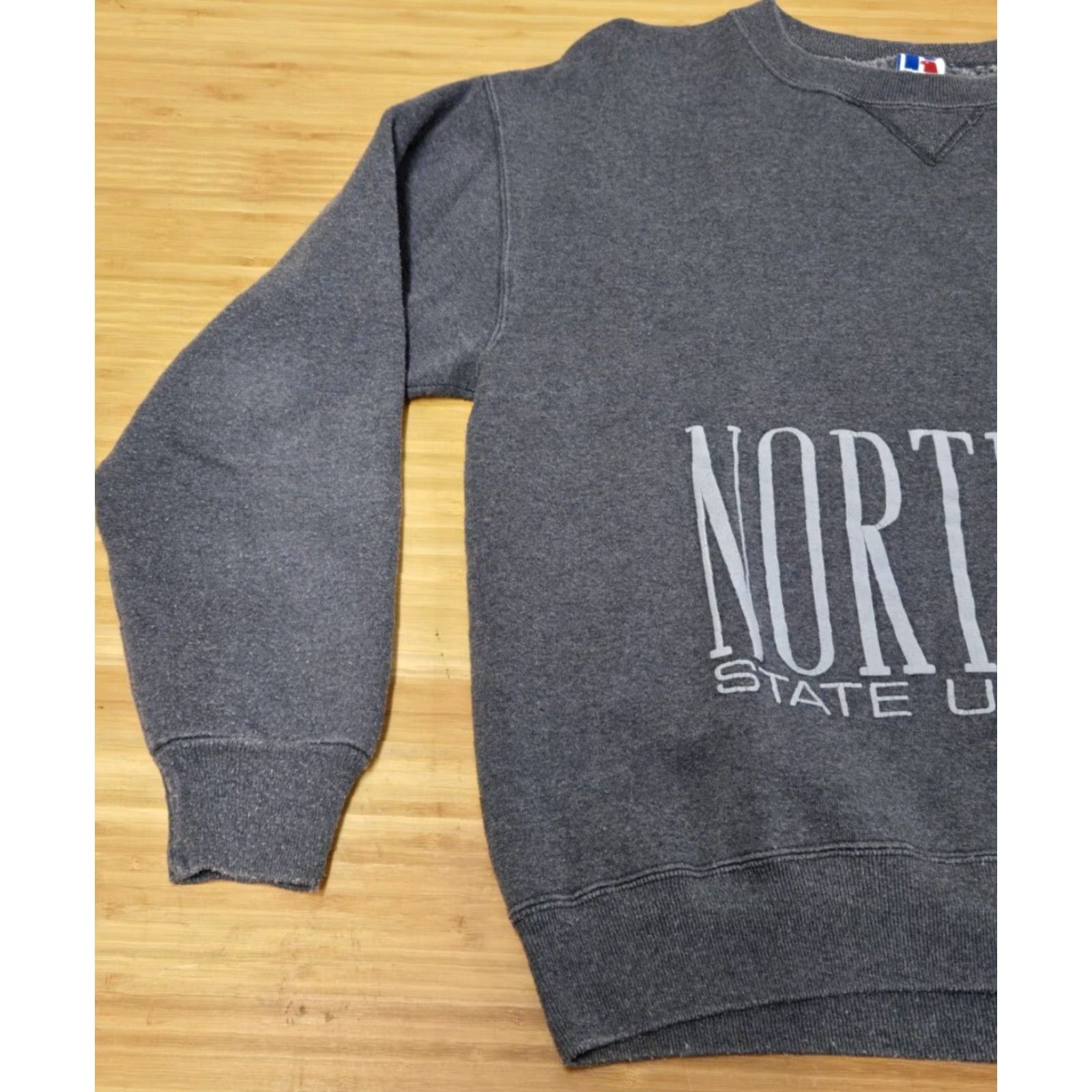 Russell Athletic VINTAGE Russell Athletic Sweatshirt XL Men Northern State University Crew Neck Blue Heavyweight Crew Sweatshirt University Mens Size US XL / EU 56 / 4 - 4 Thumbnail