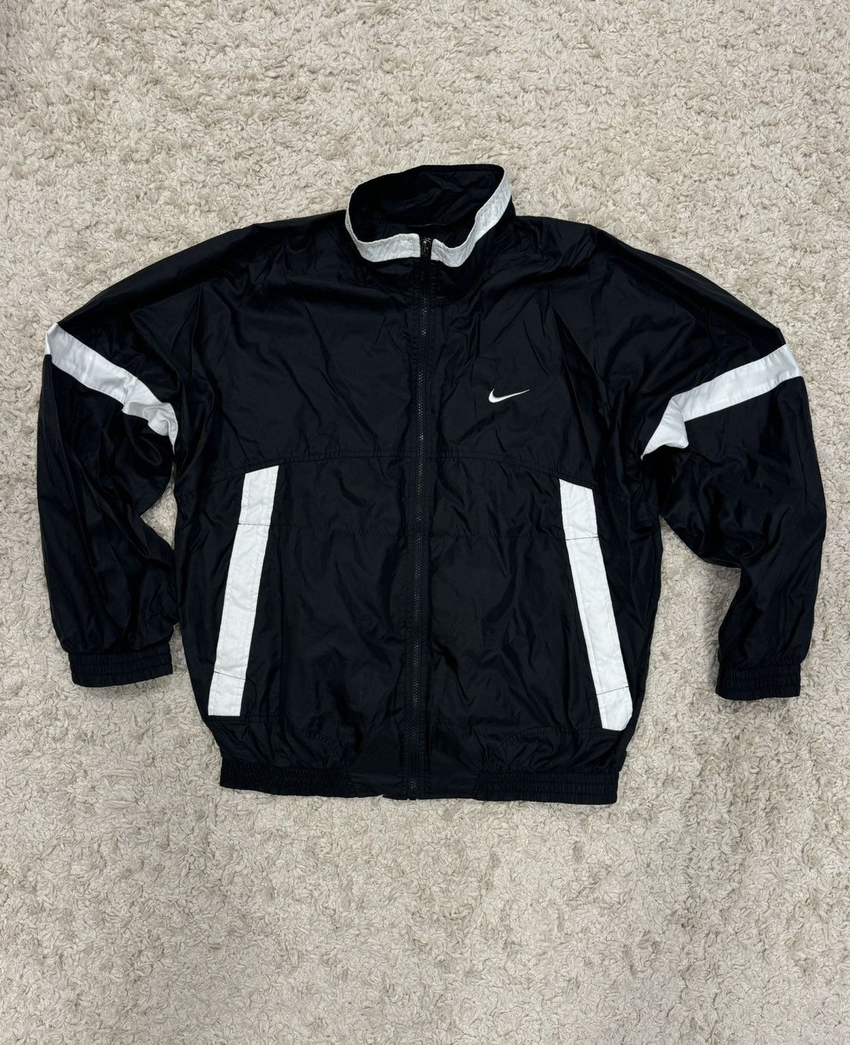 Nike Y2K Vintage Nike Big Swoosh Nylon Jacket Size US L / EU 52-54 / 3 - 1 Thumbnail