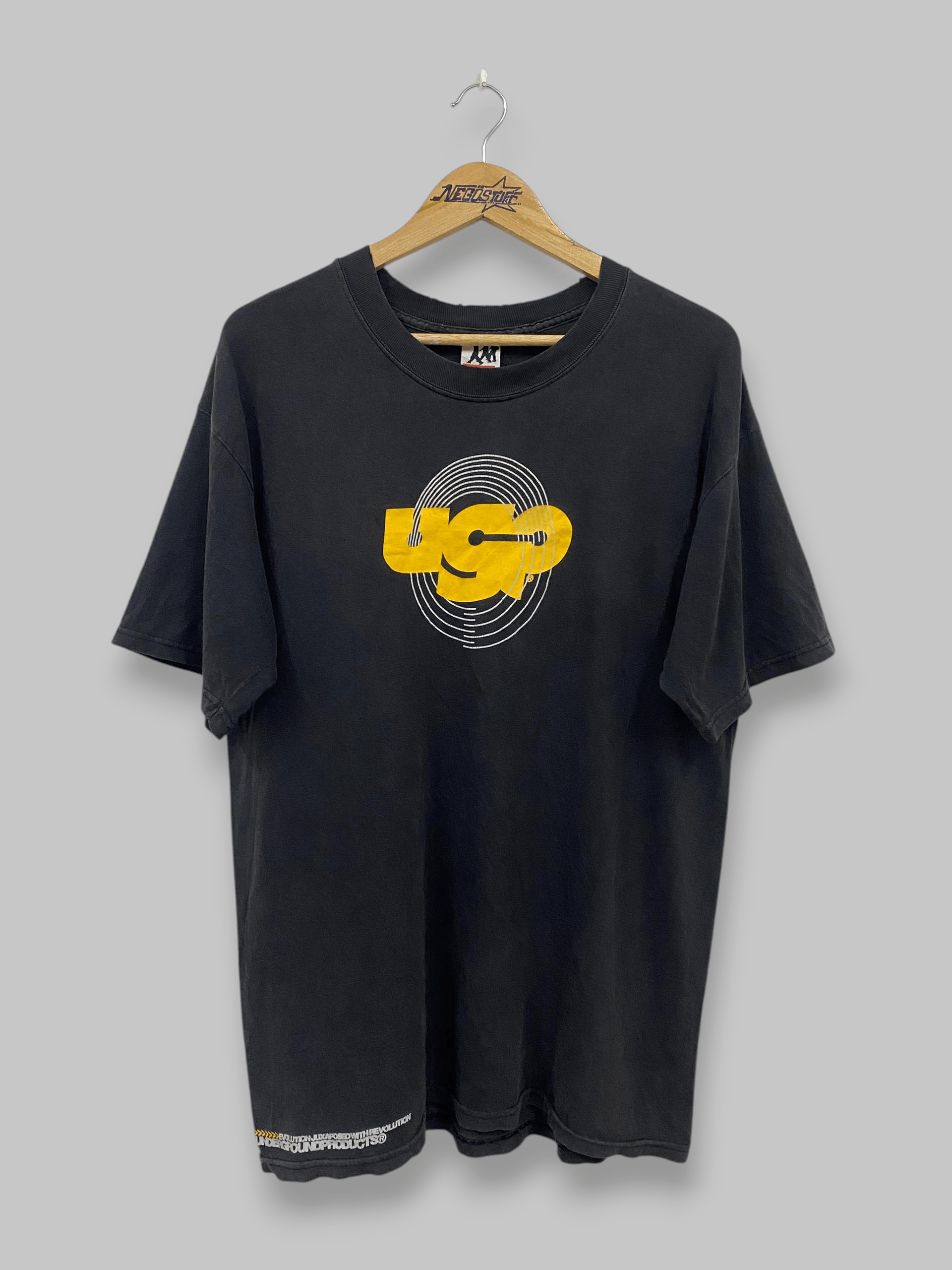 Girl Skateboards Vintage UGP Skateboards streetwear distressed tees Size US L / EU 52-54 / 3 - 1 Thumbnail