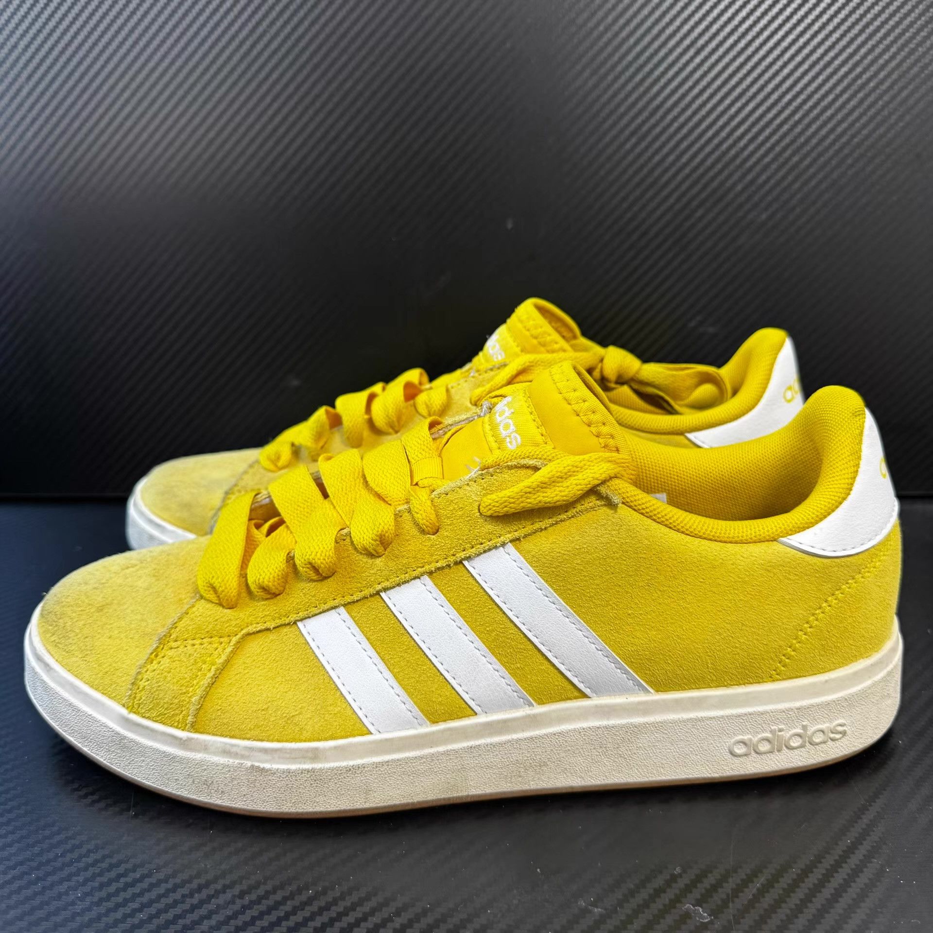 Adidas adidas Grand Court Base 00s Q11 Size US 6.5 / EU 39-40 - 1 Thumbnail
