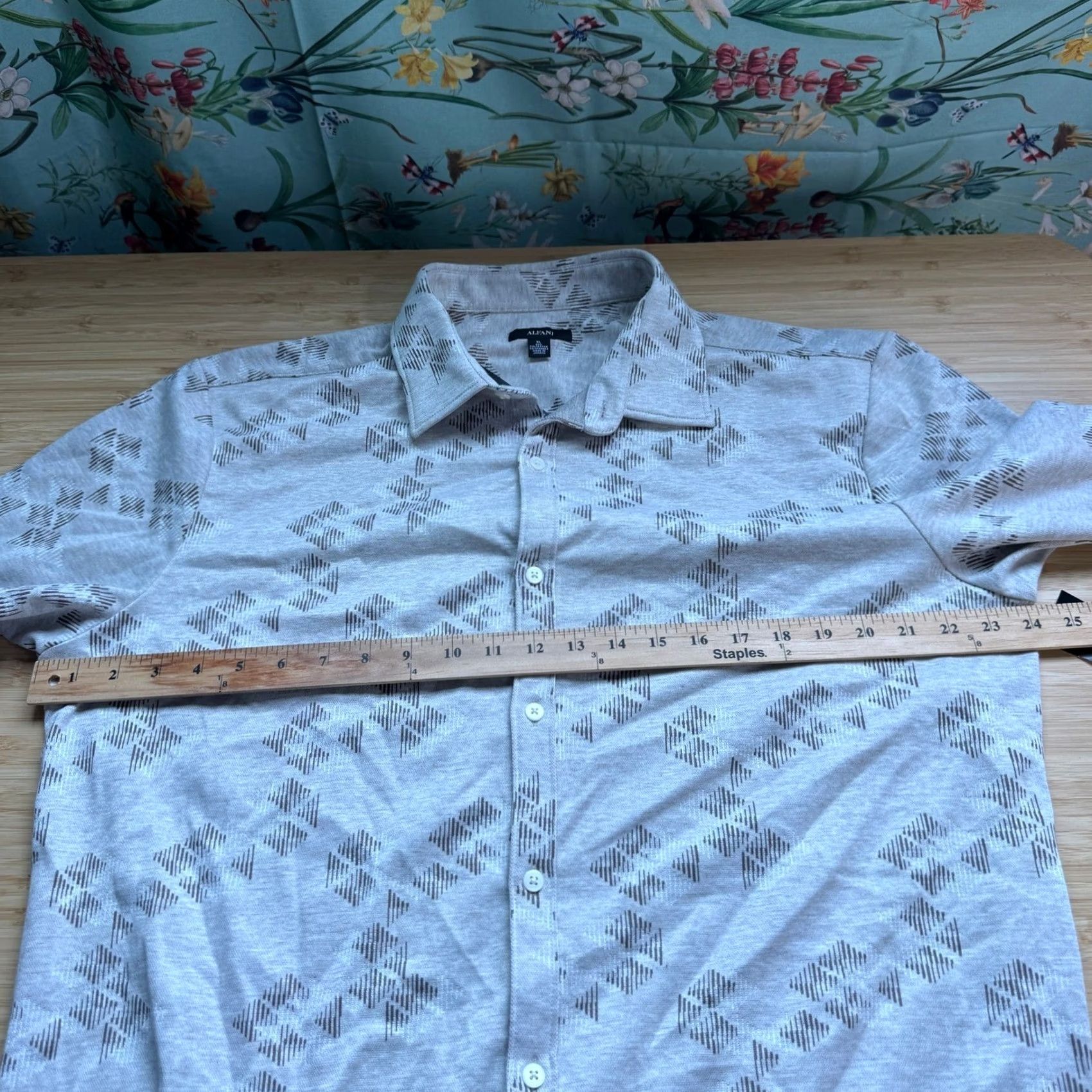 Alfani Alfani Mens XL Silver Cloud Jacquard Knit Button Down Long Sleeve Shirt Size US XL / EU 56 / 4 - 7 Thumbnail