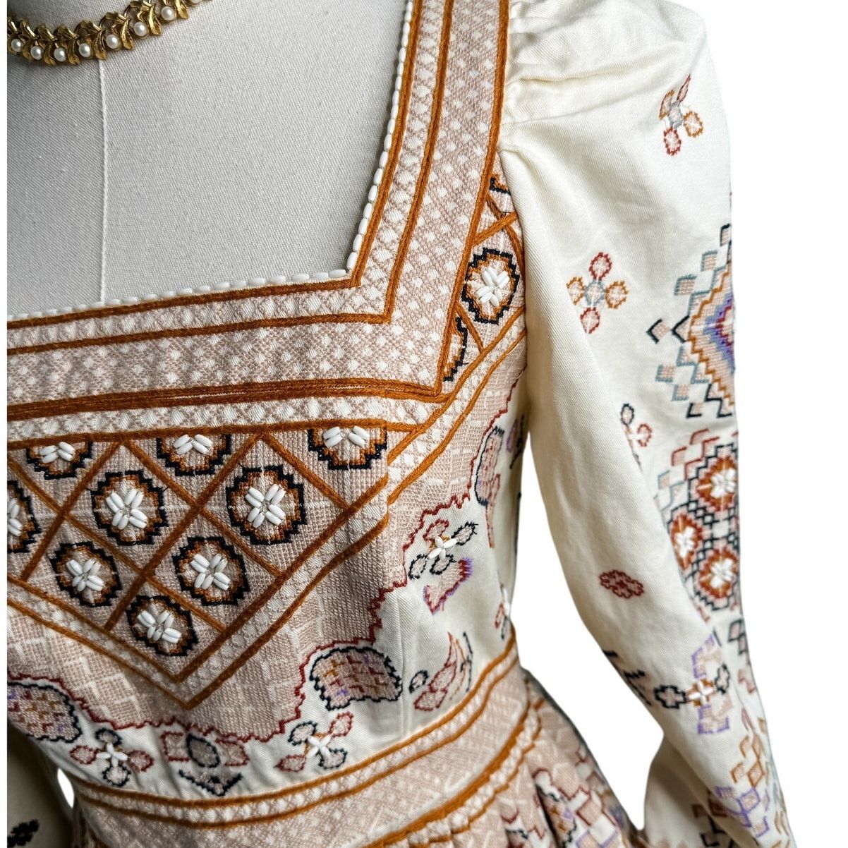 Ulla Johnson Ulla Johnson Adilah Beaded Embroidered Mini Dress size 0 Size XS / US 0-2 / IT 36-38 - 5 Thumbnail