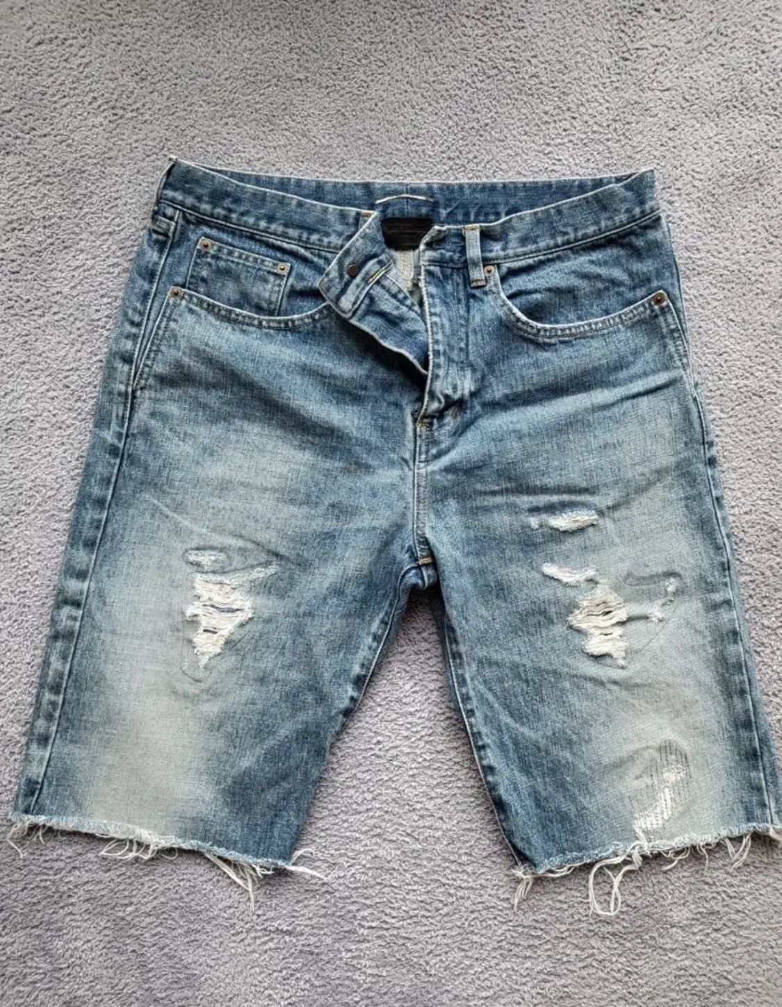 Saint Laurent Paris Saint Laurent Cut-Off Denim Shorts Size US 32 / EU 48 - 1 Thumbnail