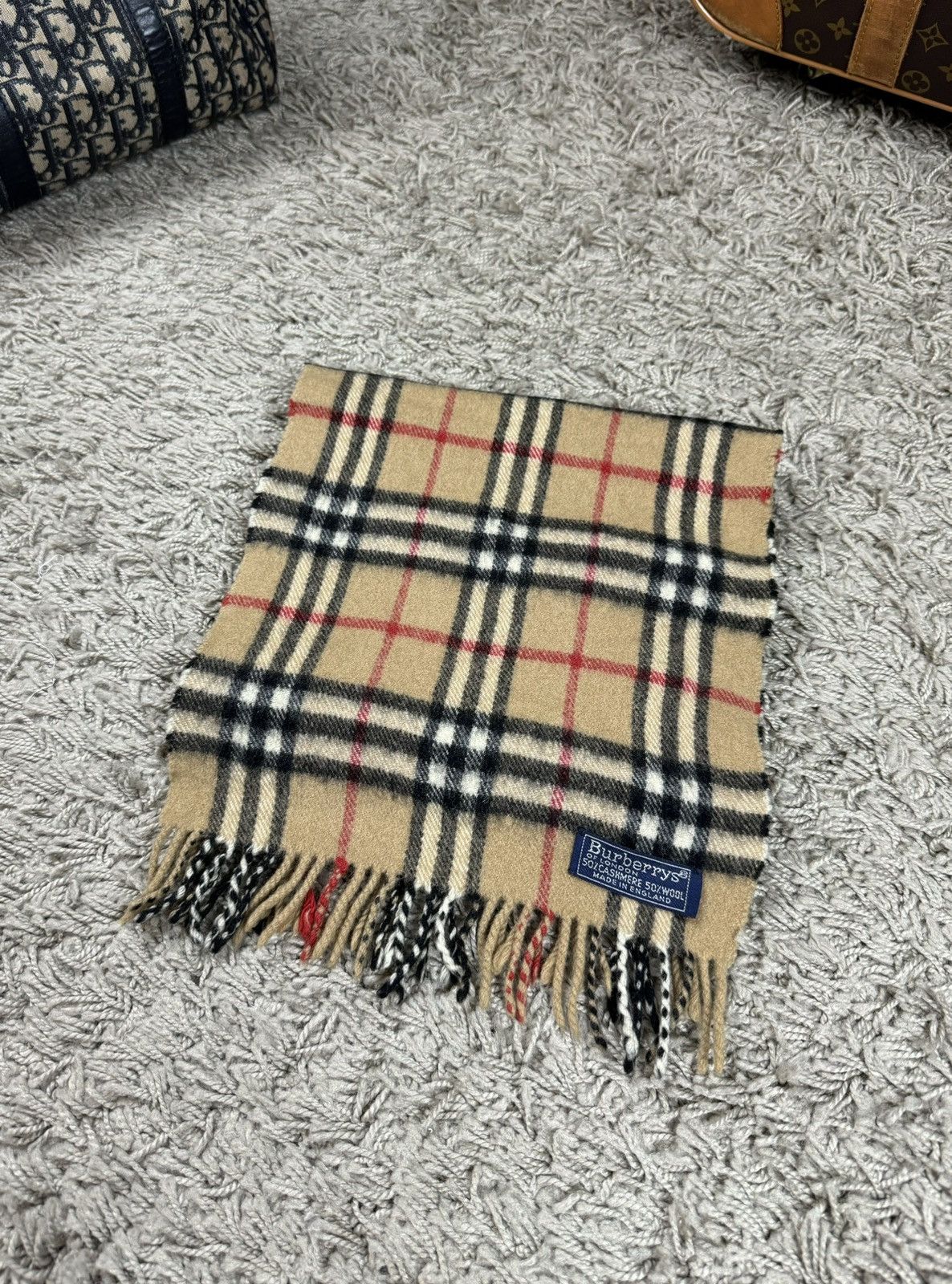 Burberry Vintage cashmere scarf Burberry’s 90s original luxury item Size ONE SIZE - 1 Thumbnail