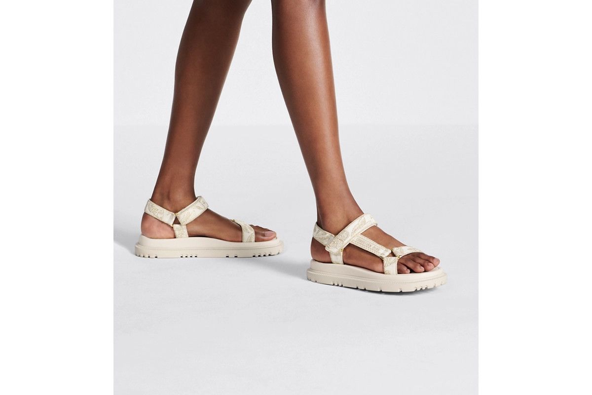 Dior o1bcso1str0225 D-Wave Sandal in White/Golden Size US 10 / IT 40 - 6 Thumbnail